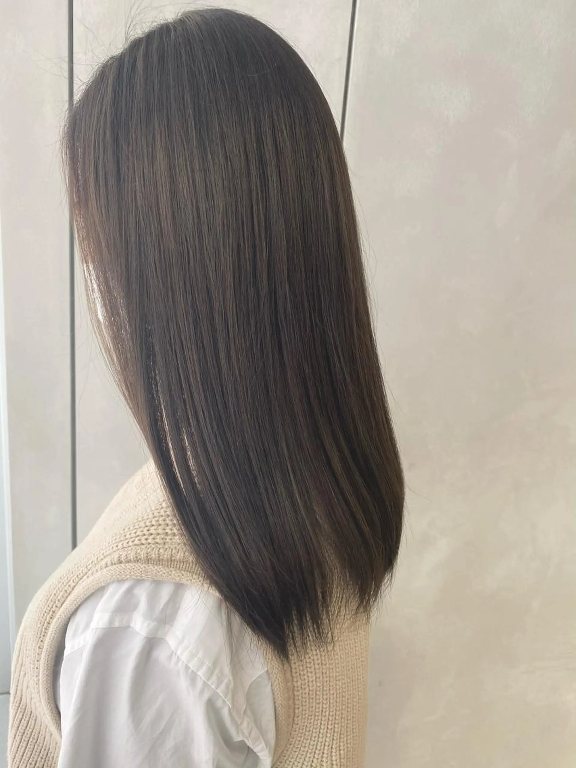 ミディアム カラー M IIのヘアスタイル