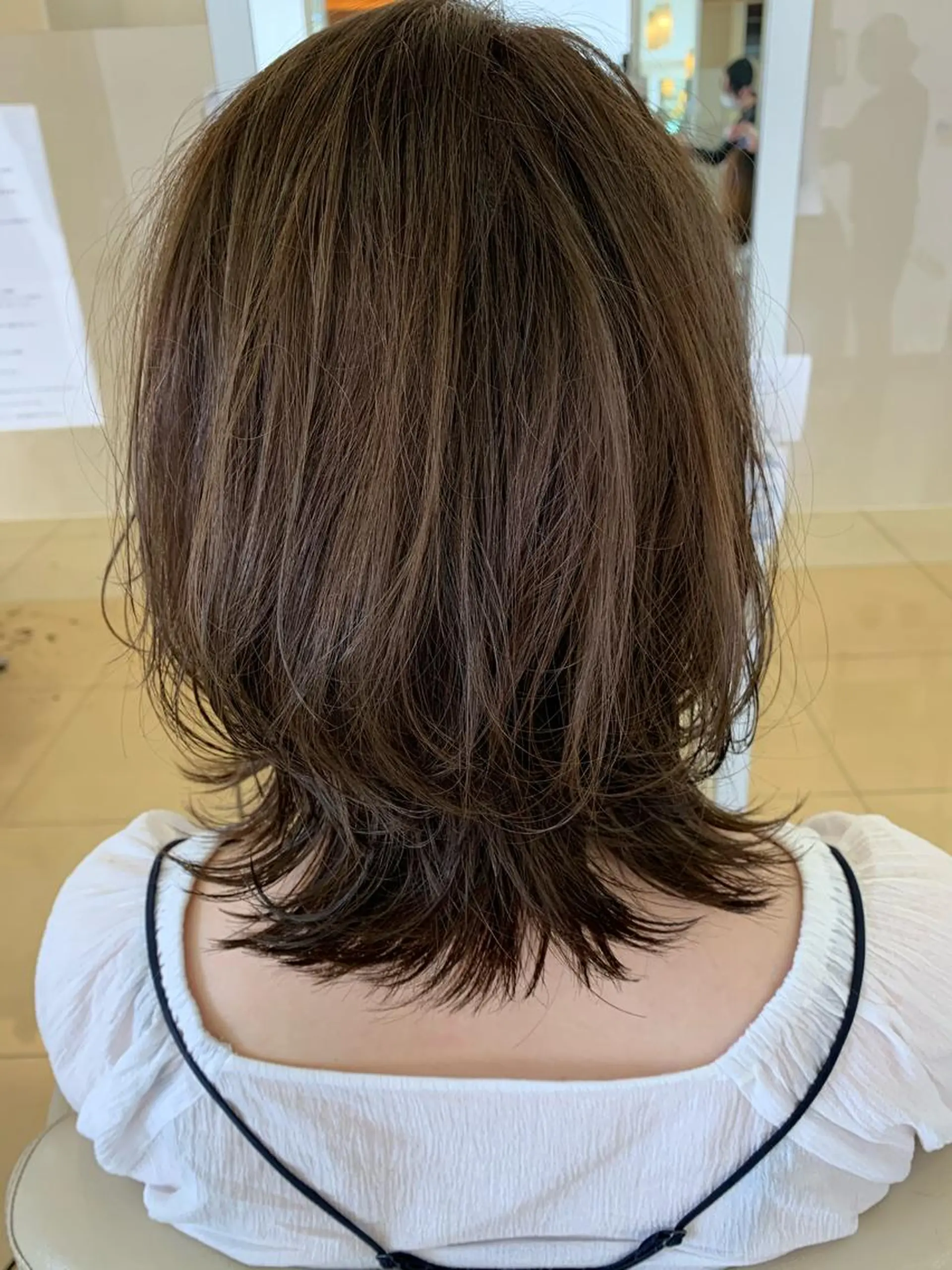 ミディアム ハイレイヤー レイヤーカット 外ハネヘア ウルフカット 永井龍🫧金山🫧 徒歩1分🚶のヘアスタイル