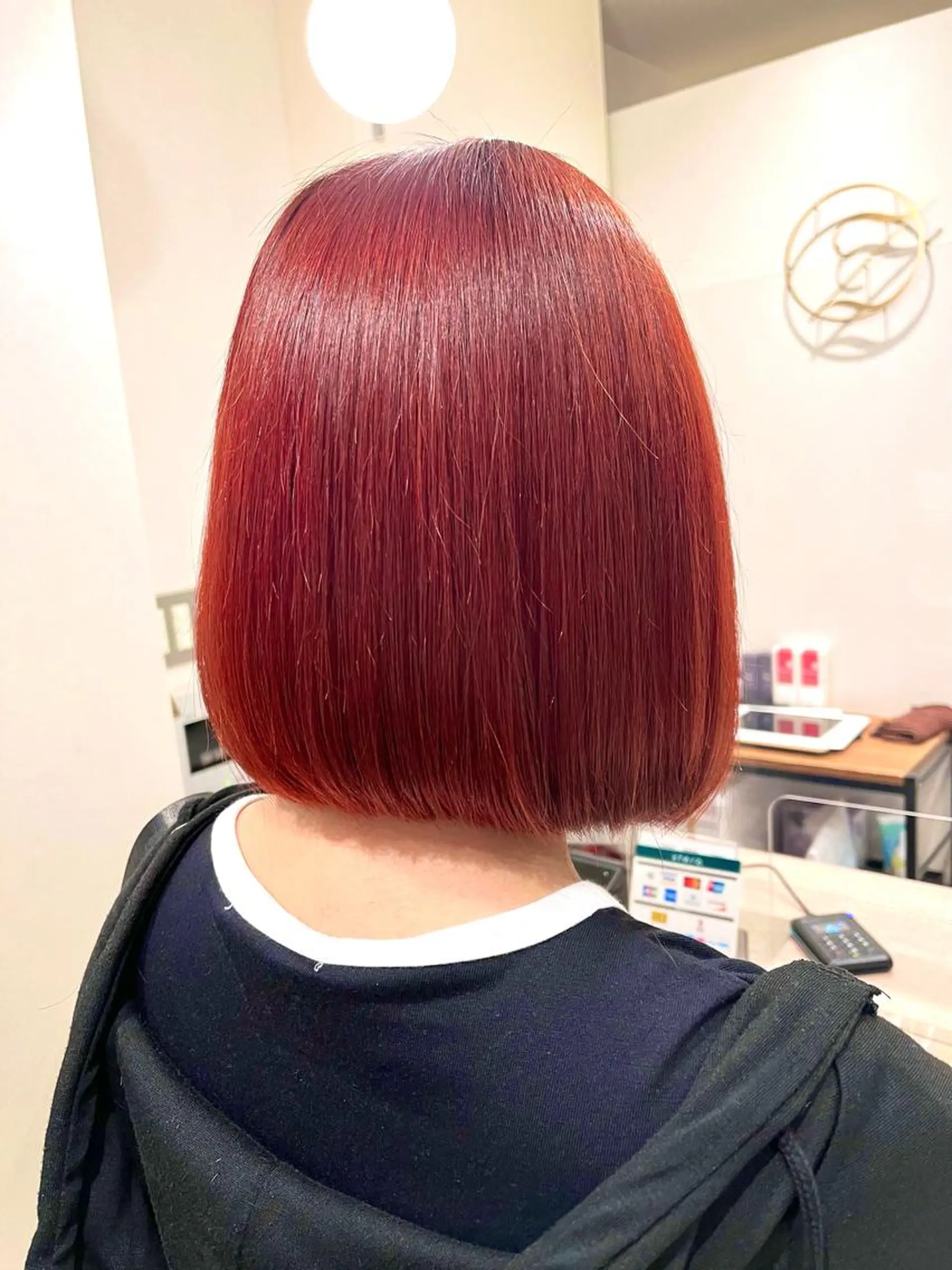 ショート レイヤーカット🖤 SAYAのヘアスタイル