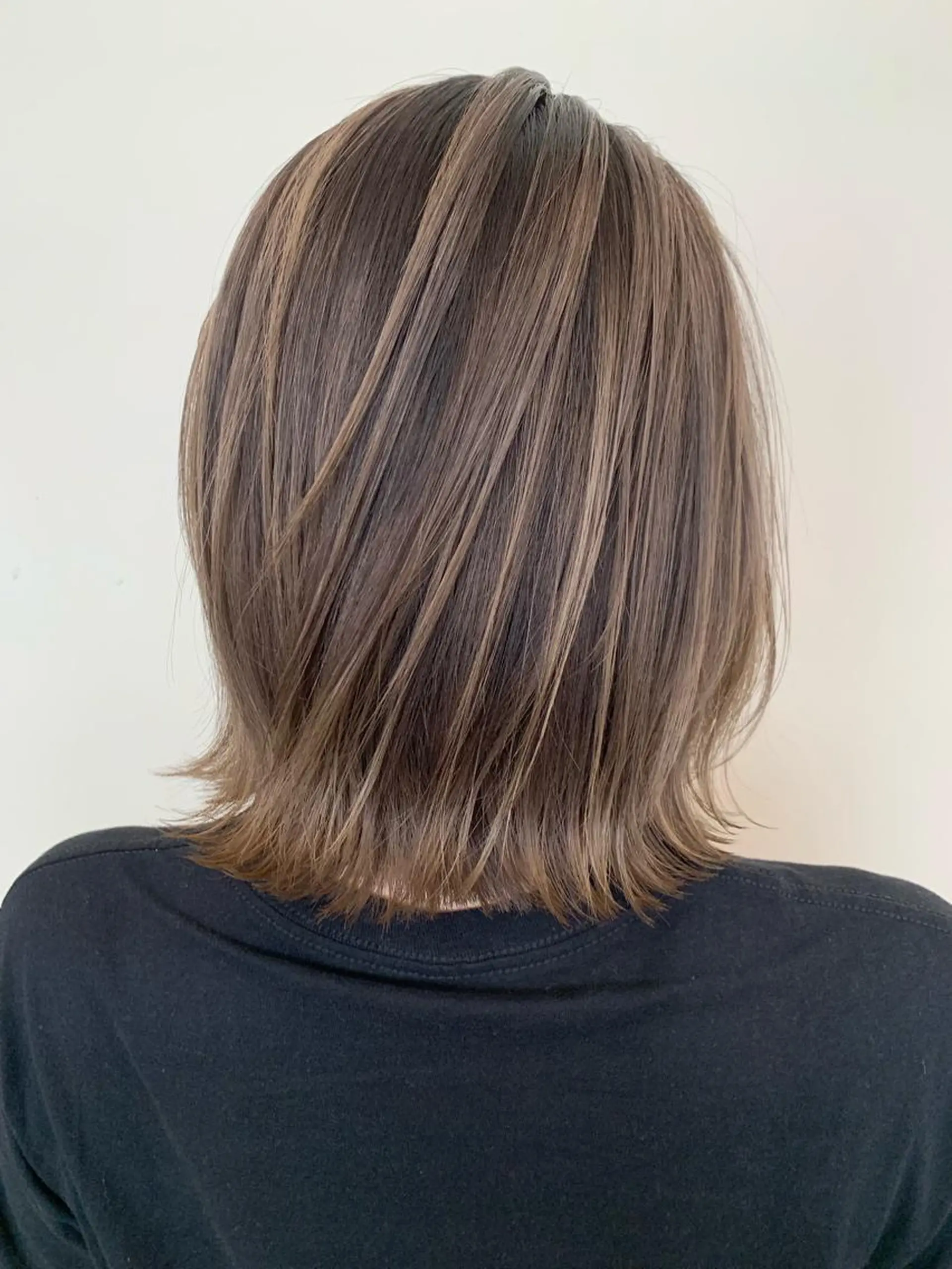 ショート カラー バレイヤージュ レイヤーカット 髪質改善サロン 心斎橋ARCHEのヘアスタイル