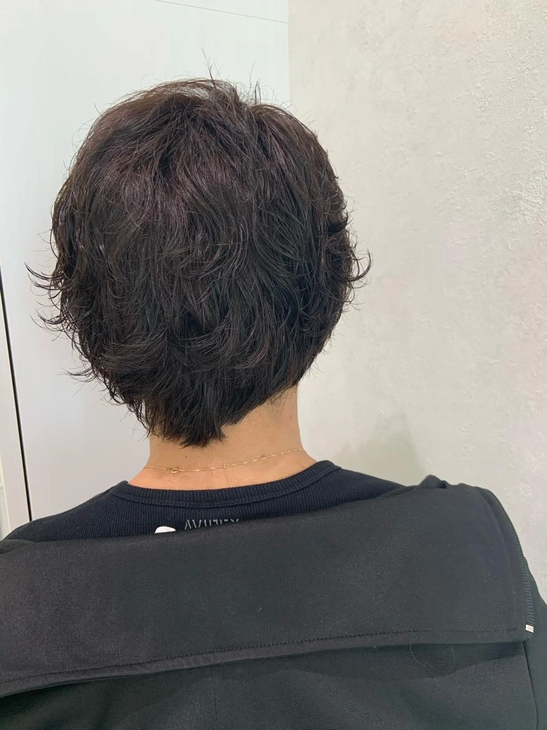 ショート カラー パーマ メンズ ハイトーンカラー🤍 山下 優華のヘアスタイル