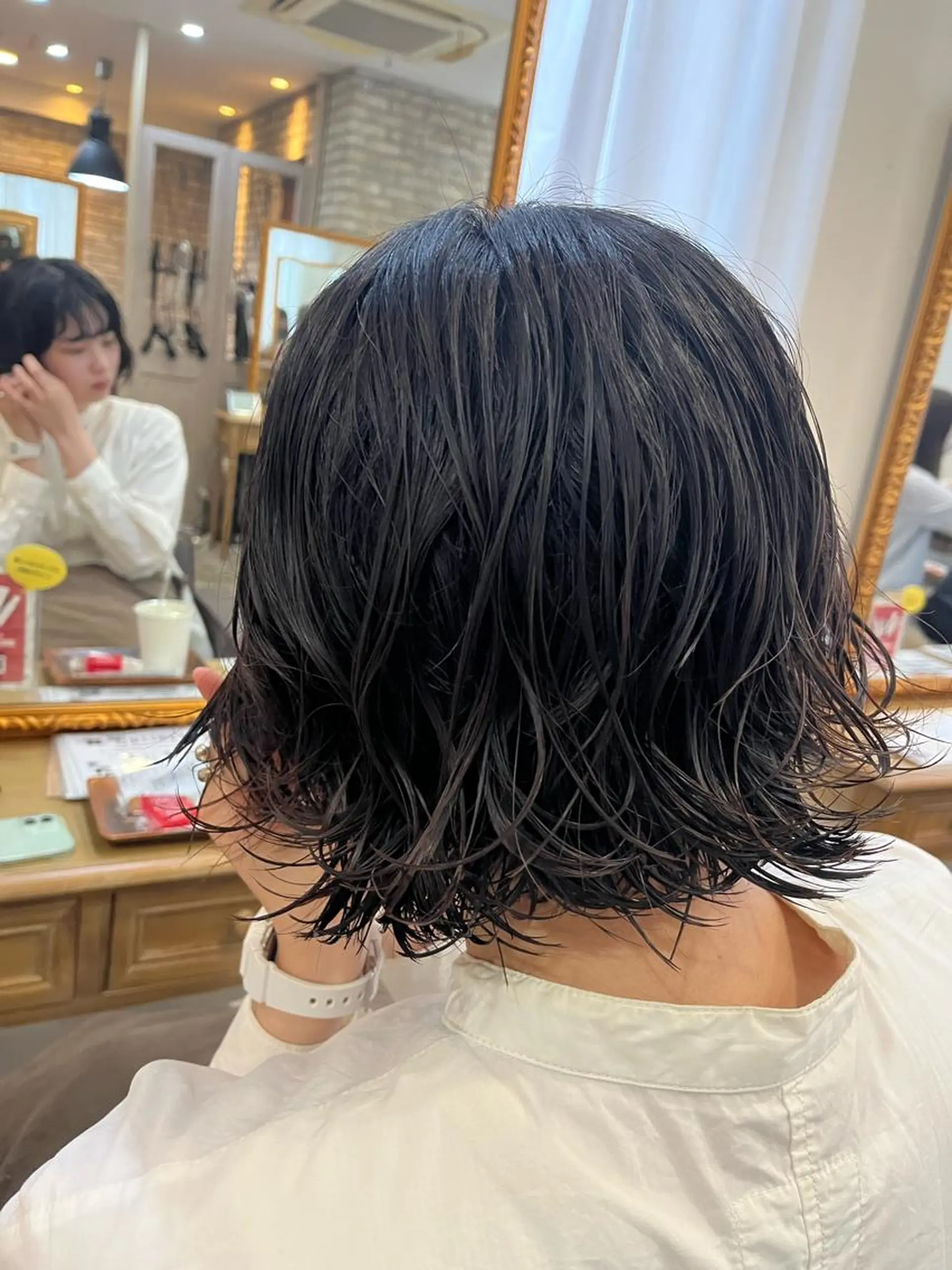 ミディアム カット パーマ ショートスタイル /tomo.のヘアスタイル