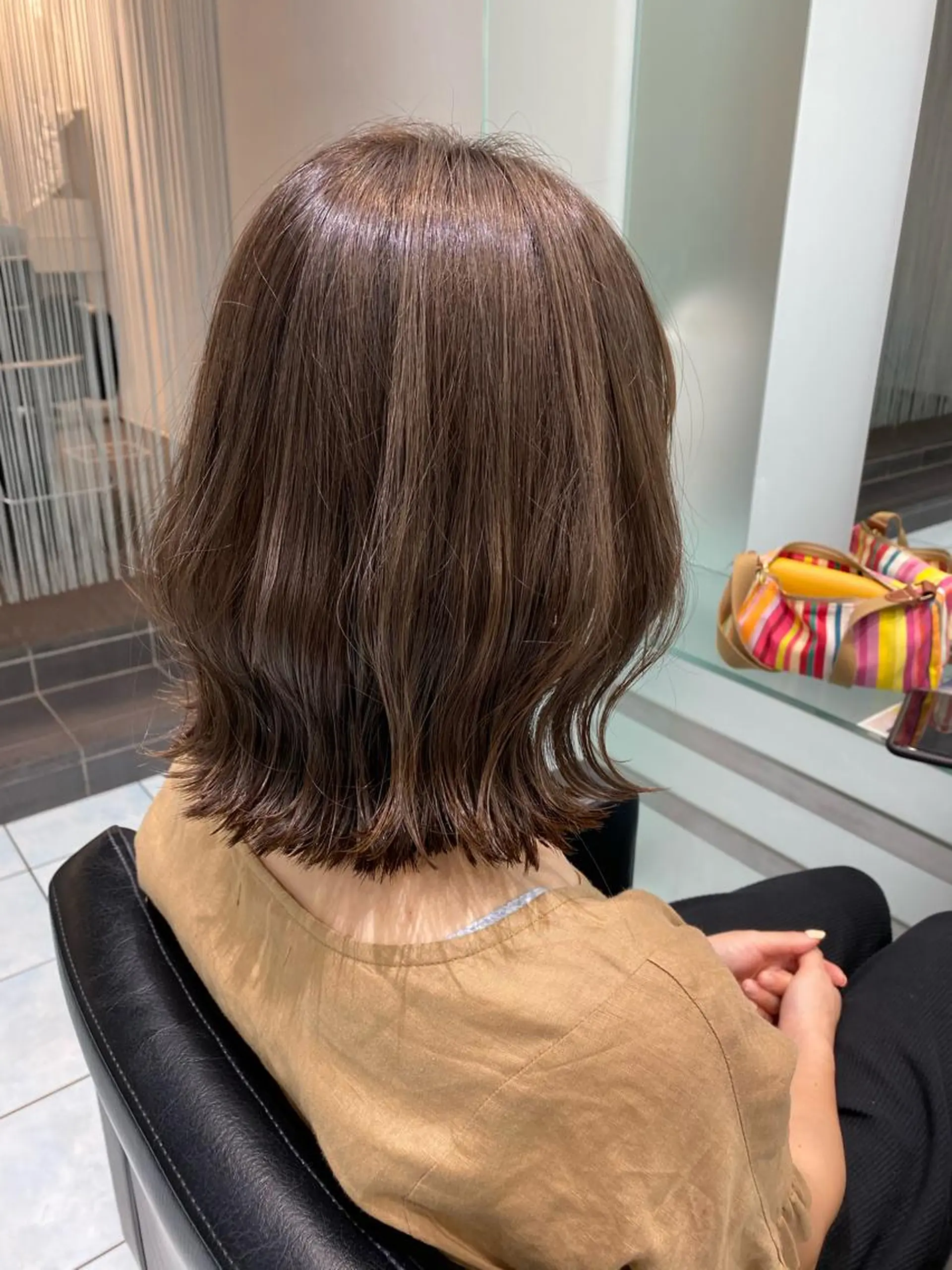 ミディアム 切りっぱなしボブ ボブ 髪質改善・縮毛矯正専門店 sisi所属・HACHI stylistのヘアスタイル