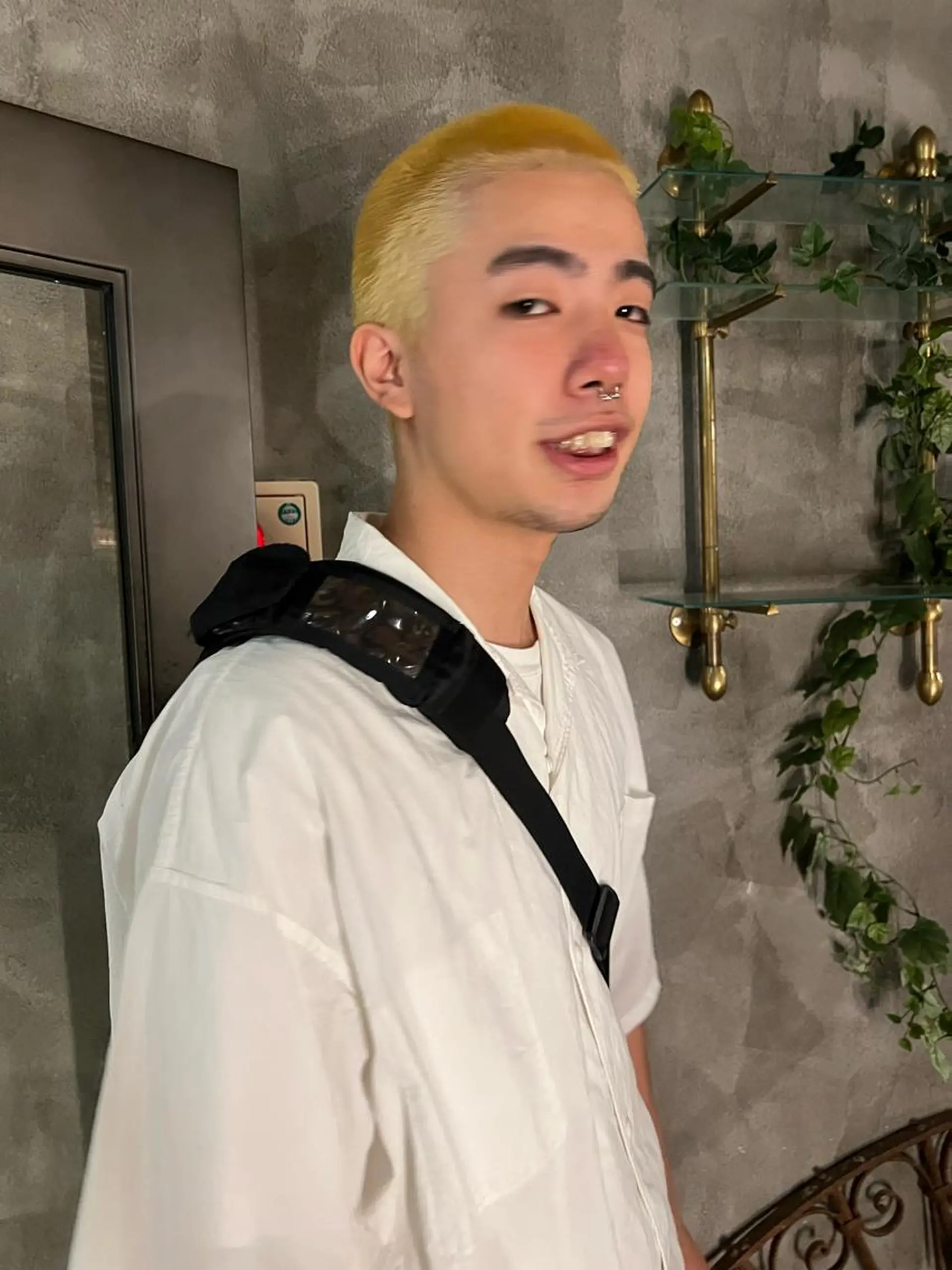 メンズ ヘアカラー 圧倒的デザイン力 店長🎨RENAのヘアスタイル