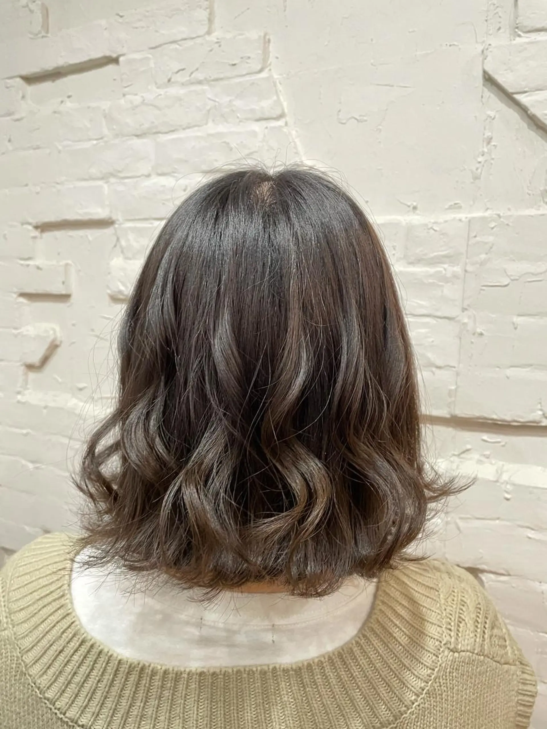 ミディアム カラー ヘアアレンジ ベージュカラー ラベンダーカラー ラベンダーベージュ ヘアカラー トリートメント 【ピンク/韓国ヘア/ ヘアセット】亜海のヘアスタイル