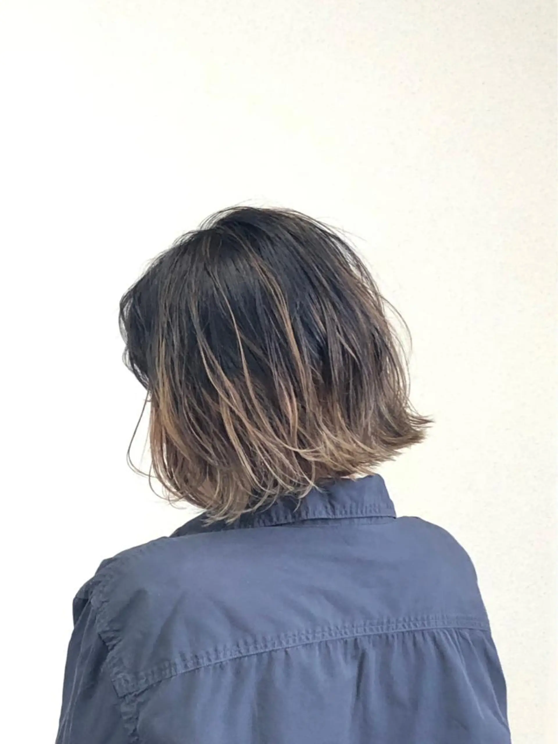 ショート カラー バレイヤージュ レイヤーカット ヘアカラー Blossom大塚 ディレクター永野のヘアスタイル