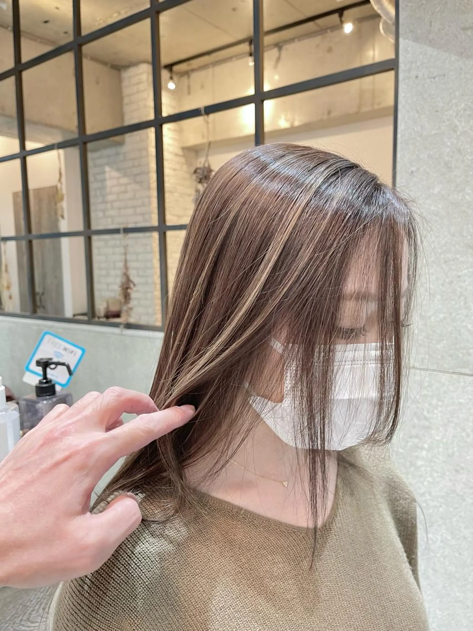 ロング カラー ヘアアレンジ アディクシーカラー ハイライトカラー ハイライト トリートメント ヘアカラー 縮毛矯正/美髪 髪質改善/石田幸輔のヘアスタイル