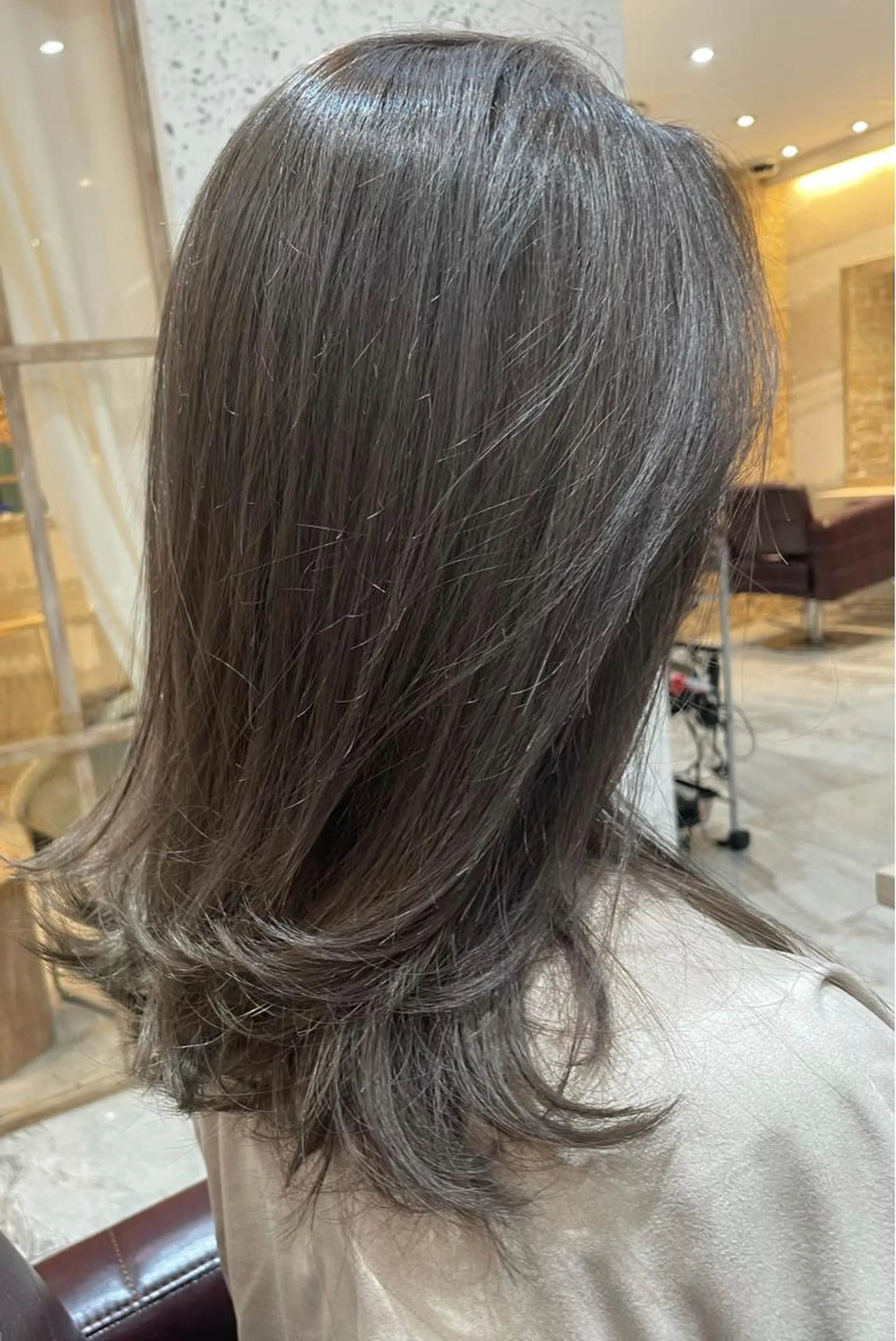 セミロング カラー 銀座《髪質改善》 垢抜け✨布施拓也のヘアスタイル