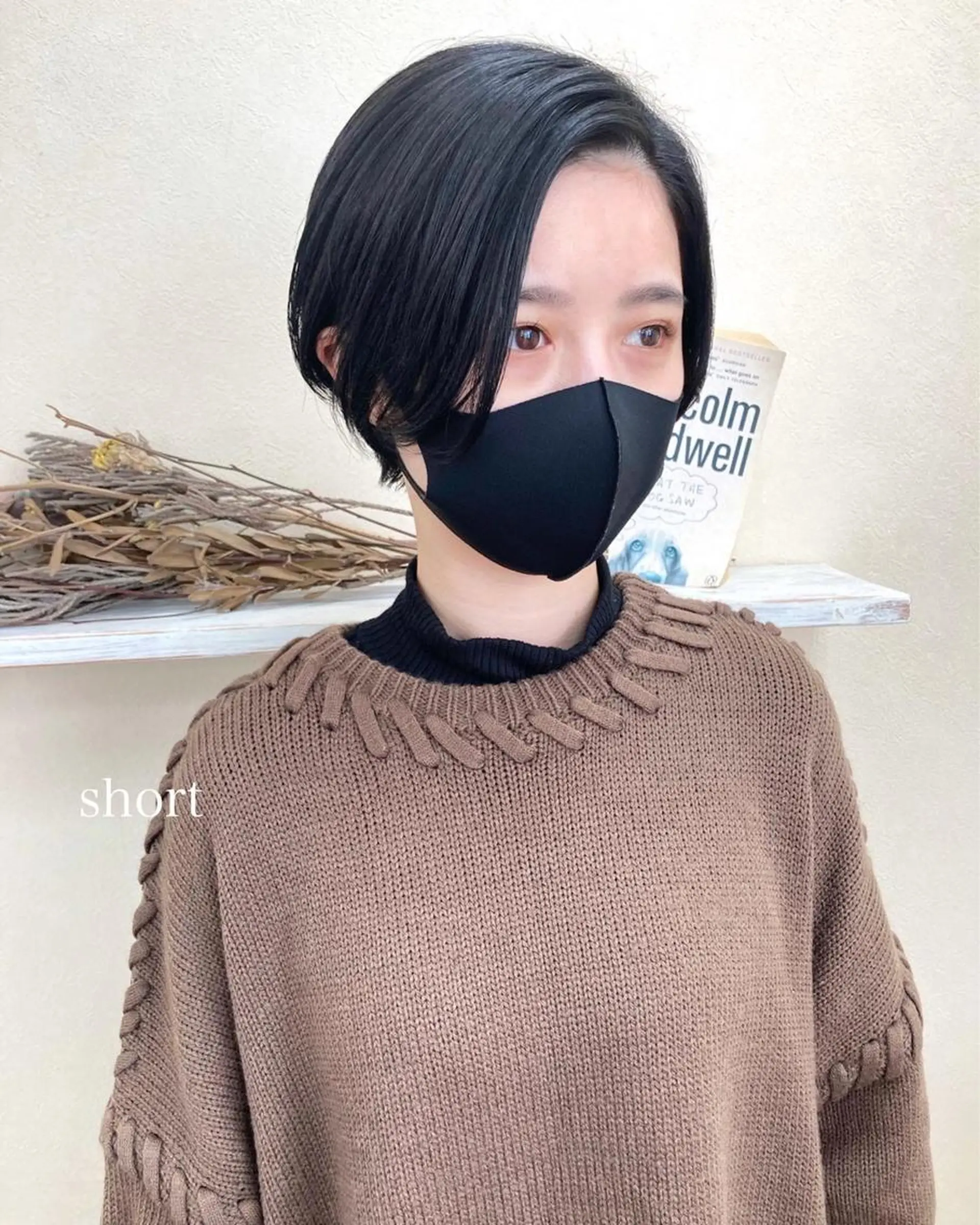 ショート カラー 切りっぱなしボブ ショートボブ ハンサムショート ボブ ショートヘア カット ヘアカラー トリートメント 初めてのショート お任せください✂️のヘアスタイル