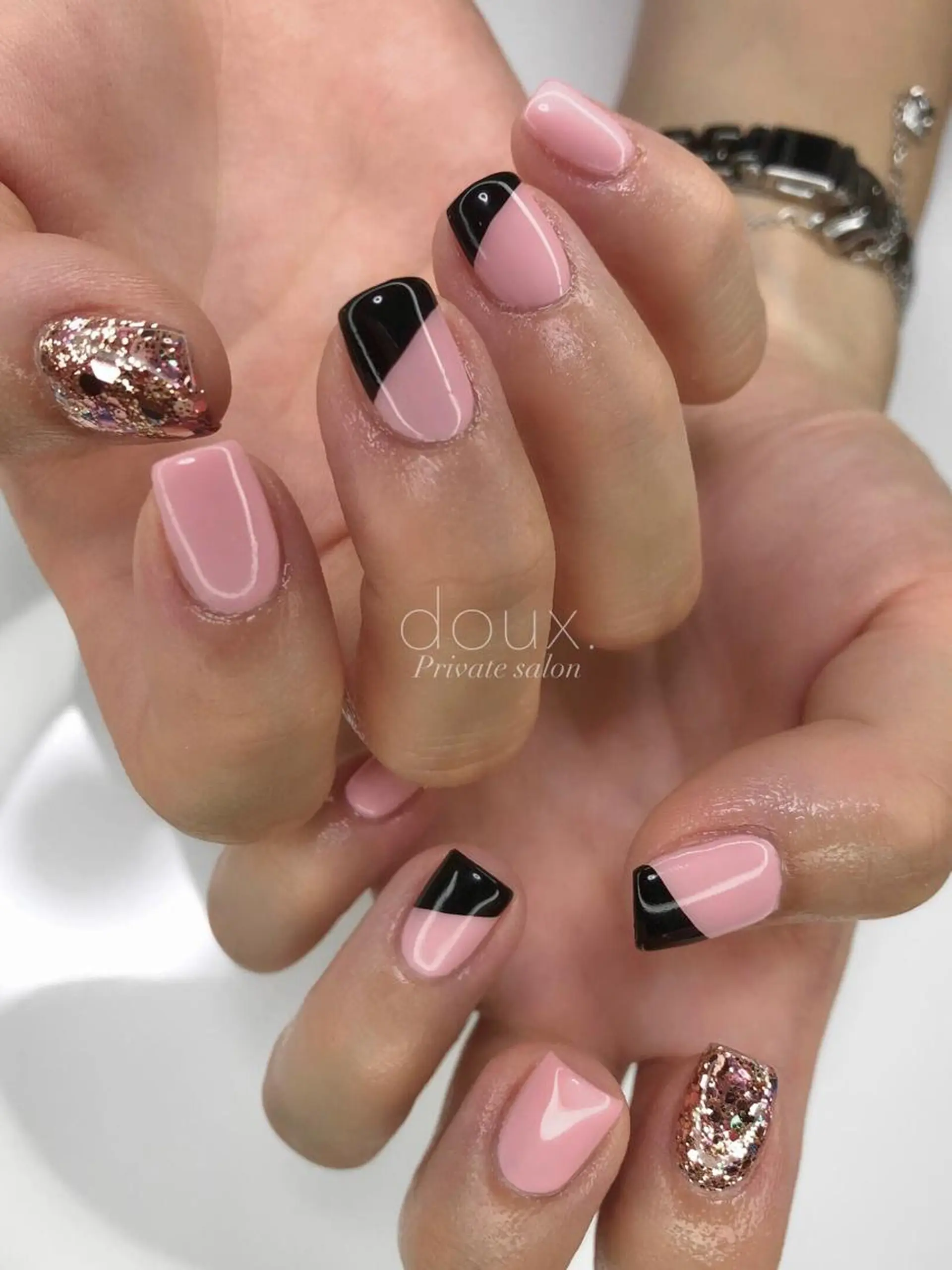 ネイル フレンチネイル ニュアンスネイル 斜めフレンチ ワンカラーネイル 春ネイル ハンドネイル doux. nailのネイルデザイン