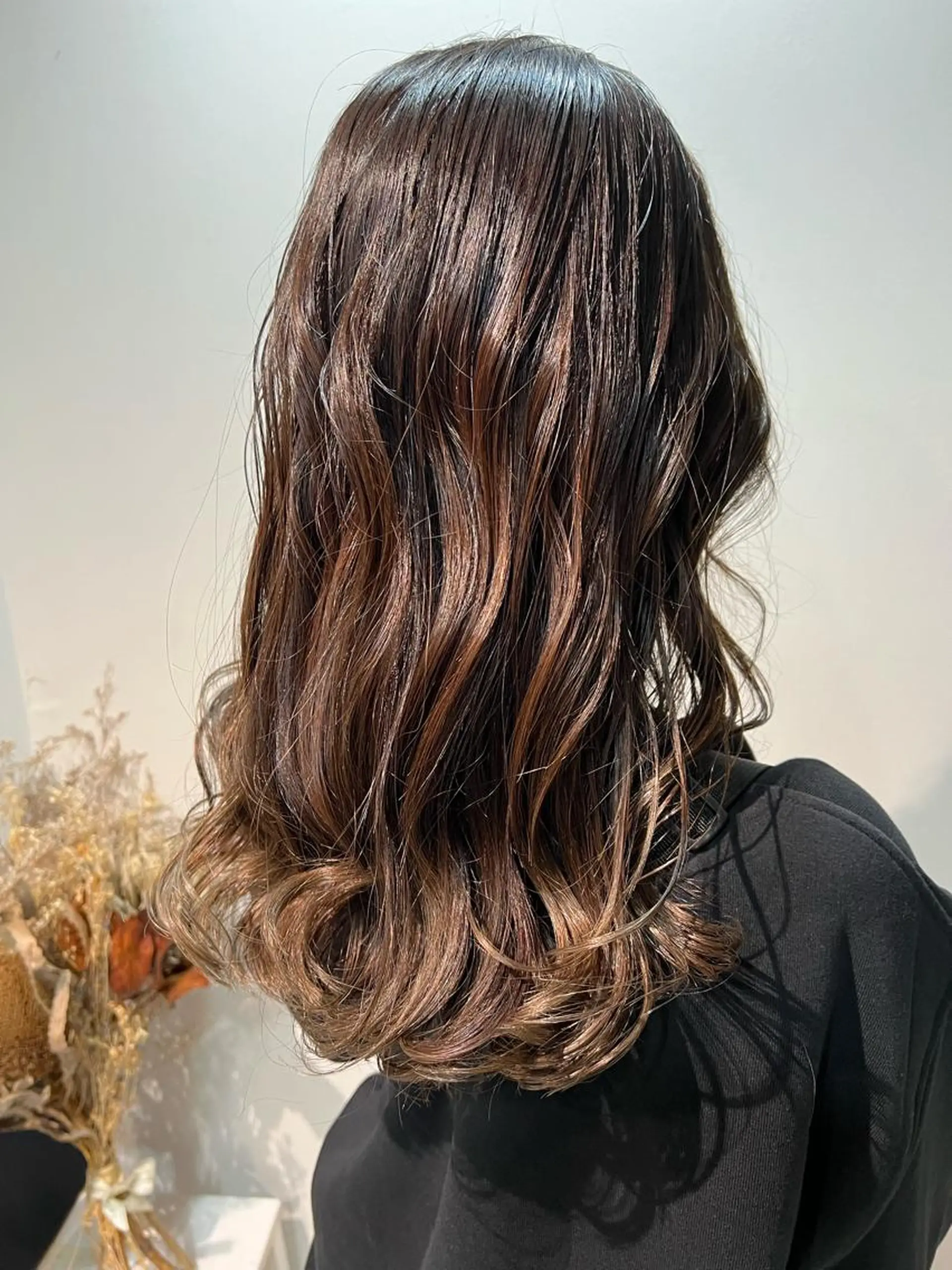 ロング カラー ケアブリーチ/ili 村上佳那多のヘアスタイル