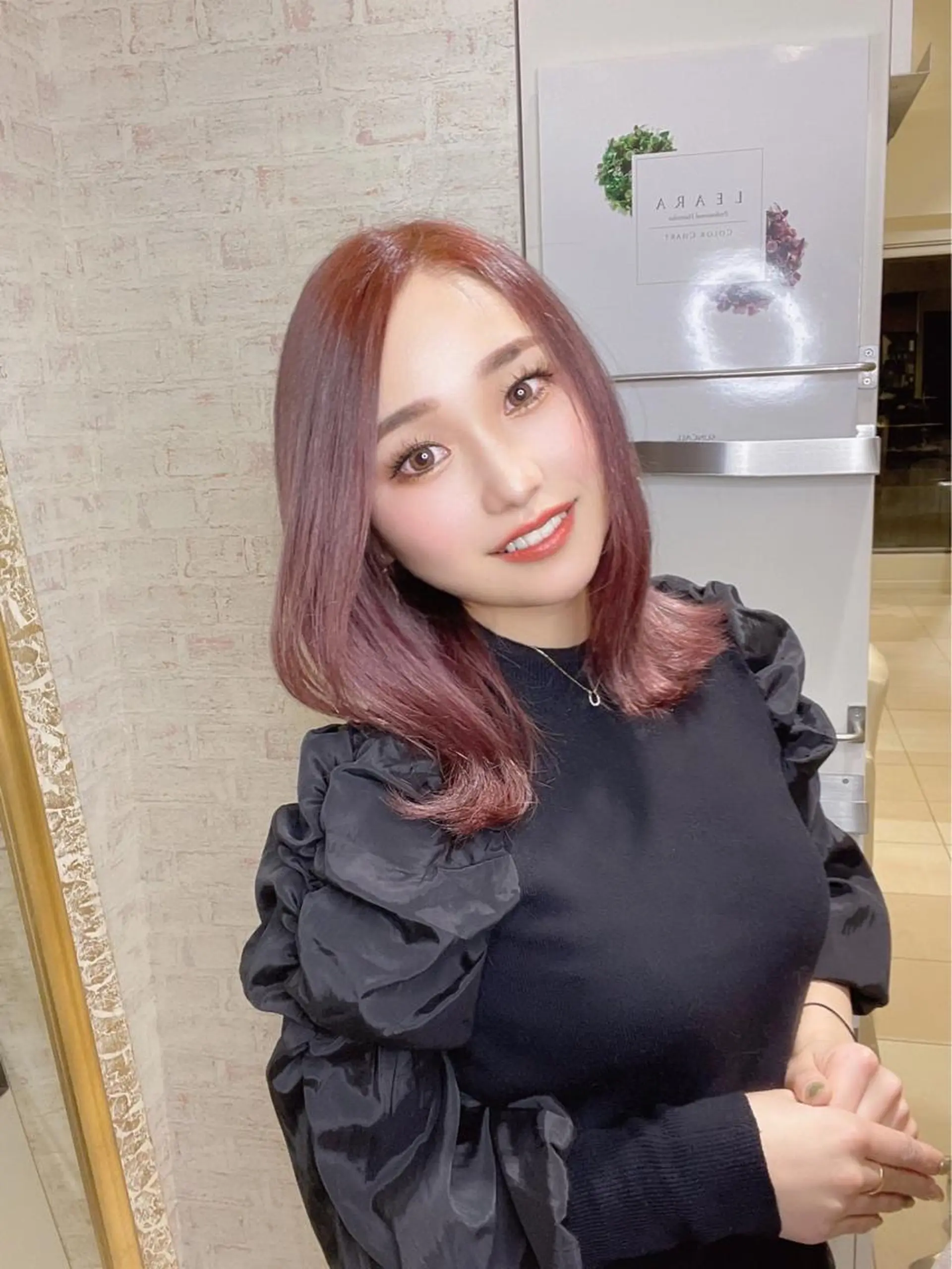 ロング カラー イヤリングカラー インナーカラー matiz マティス　表参道所属・🩵アンブレラカラー 髪質改善　丸尾】のヘアスタイル