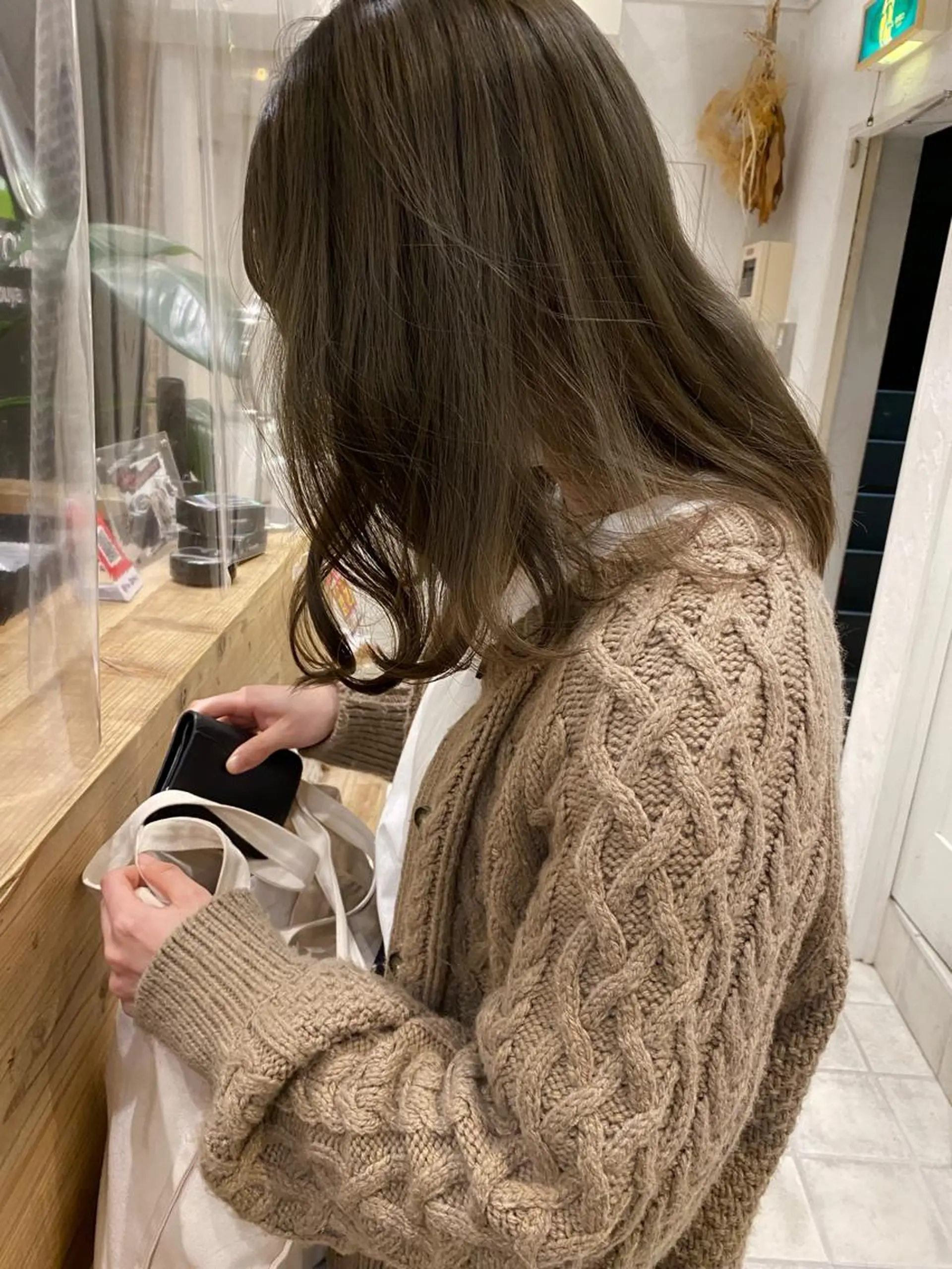 ミディアム カラー ベージュカラー グレージュ オリーブベージュ オリーブグレージュ オリーブグレー 🌟アレンジが似合う カラー🌟Rumiのヘアスタイル