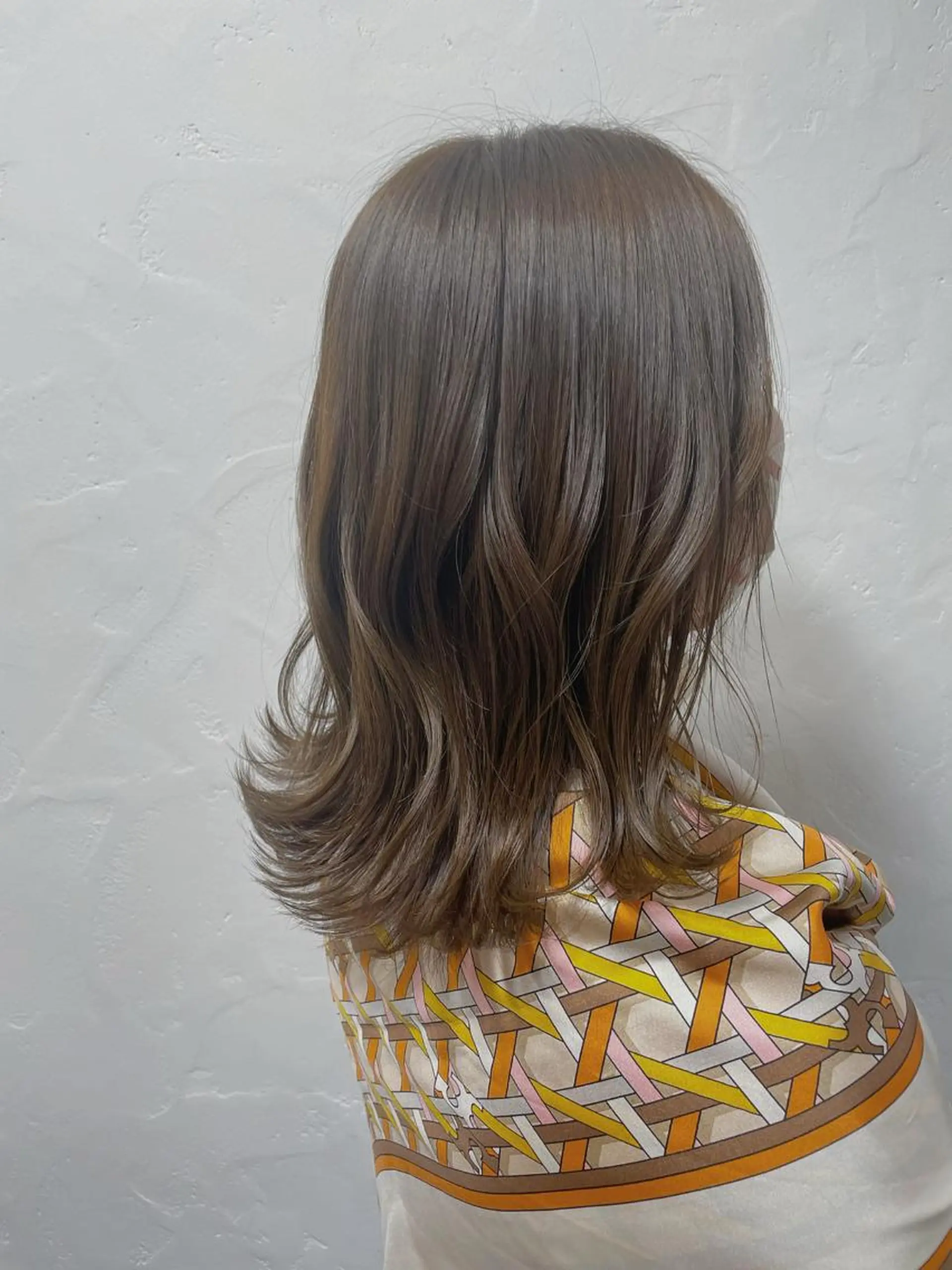 ミディアム ふわっとレイヤー 🪽スガヤハルミのヘアスタイル