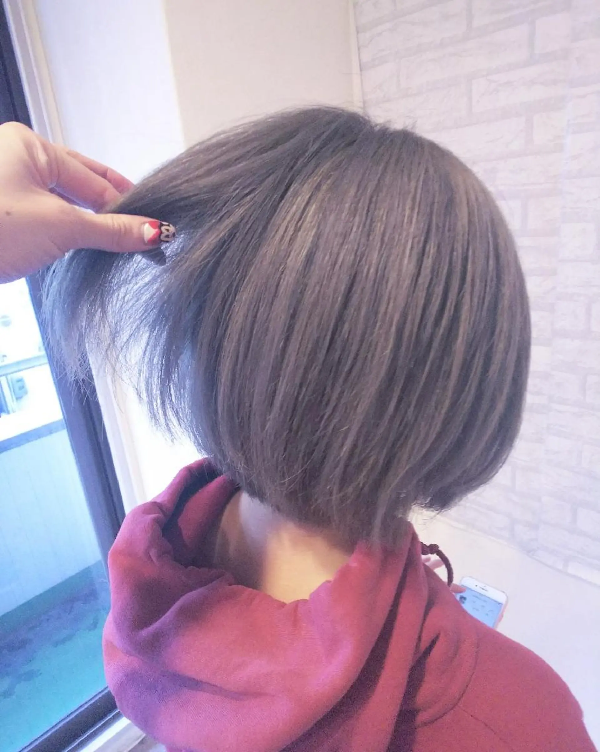 ショート カラー グレージュ RU RIのヘアスタイル