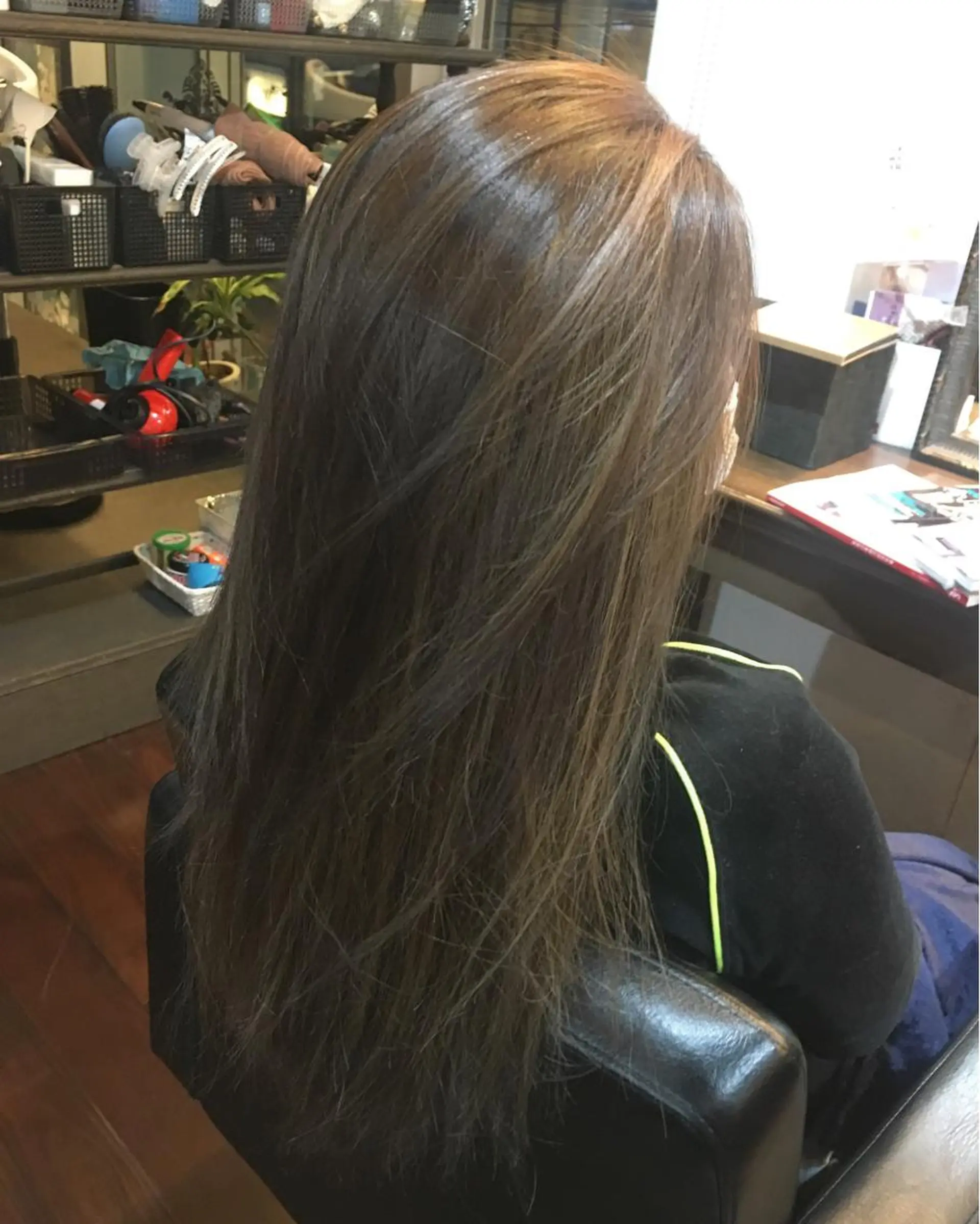 ミディアム セミロング ロング カラー ハイライトカラー ハイライト 吉本 yoshimotoのヘアスタイル