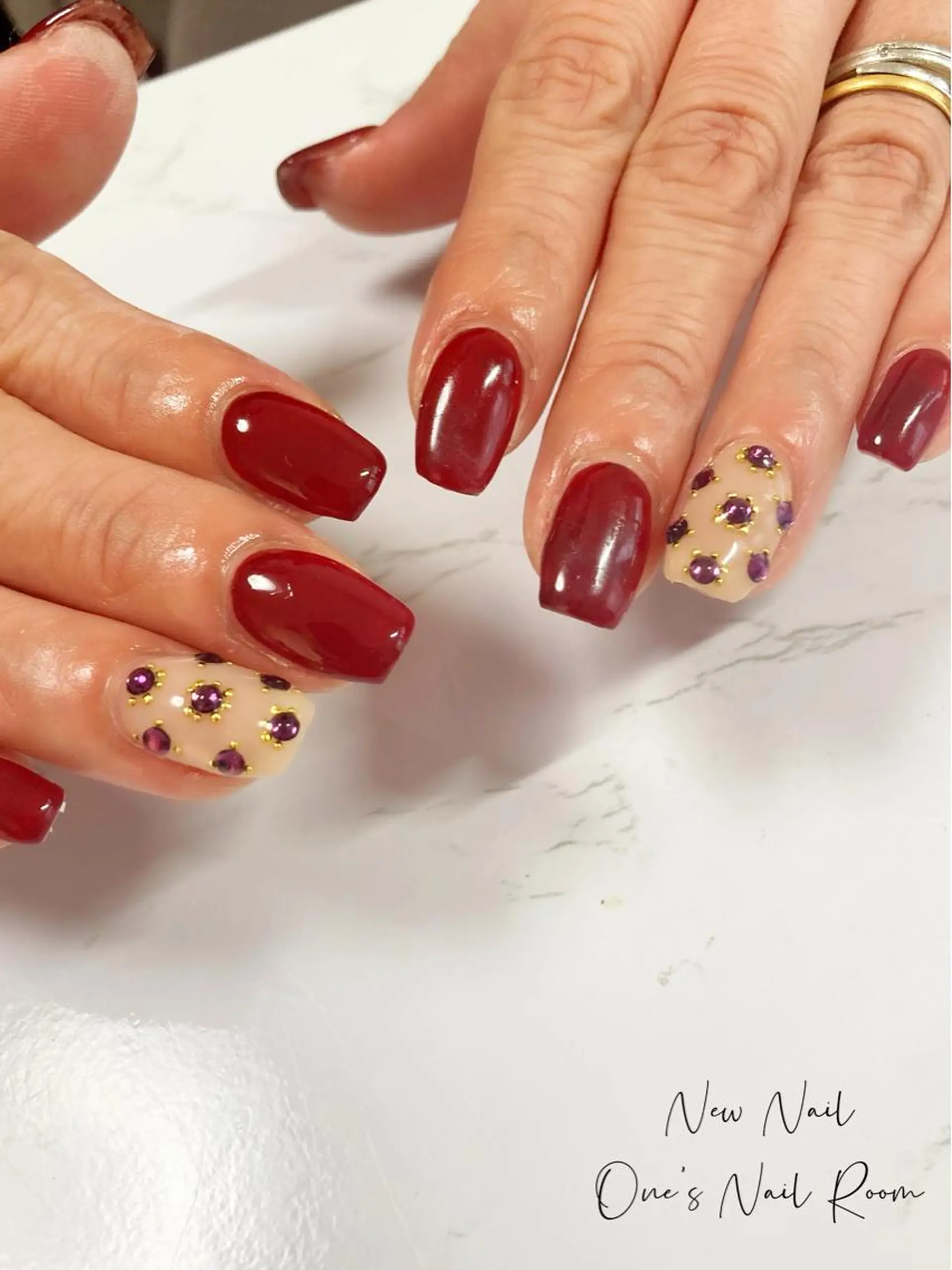 ネイル ハンドネイル One's Nail Roomのネイルデザイン