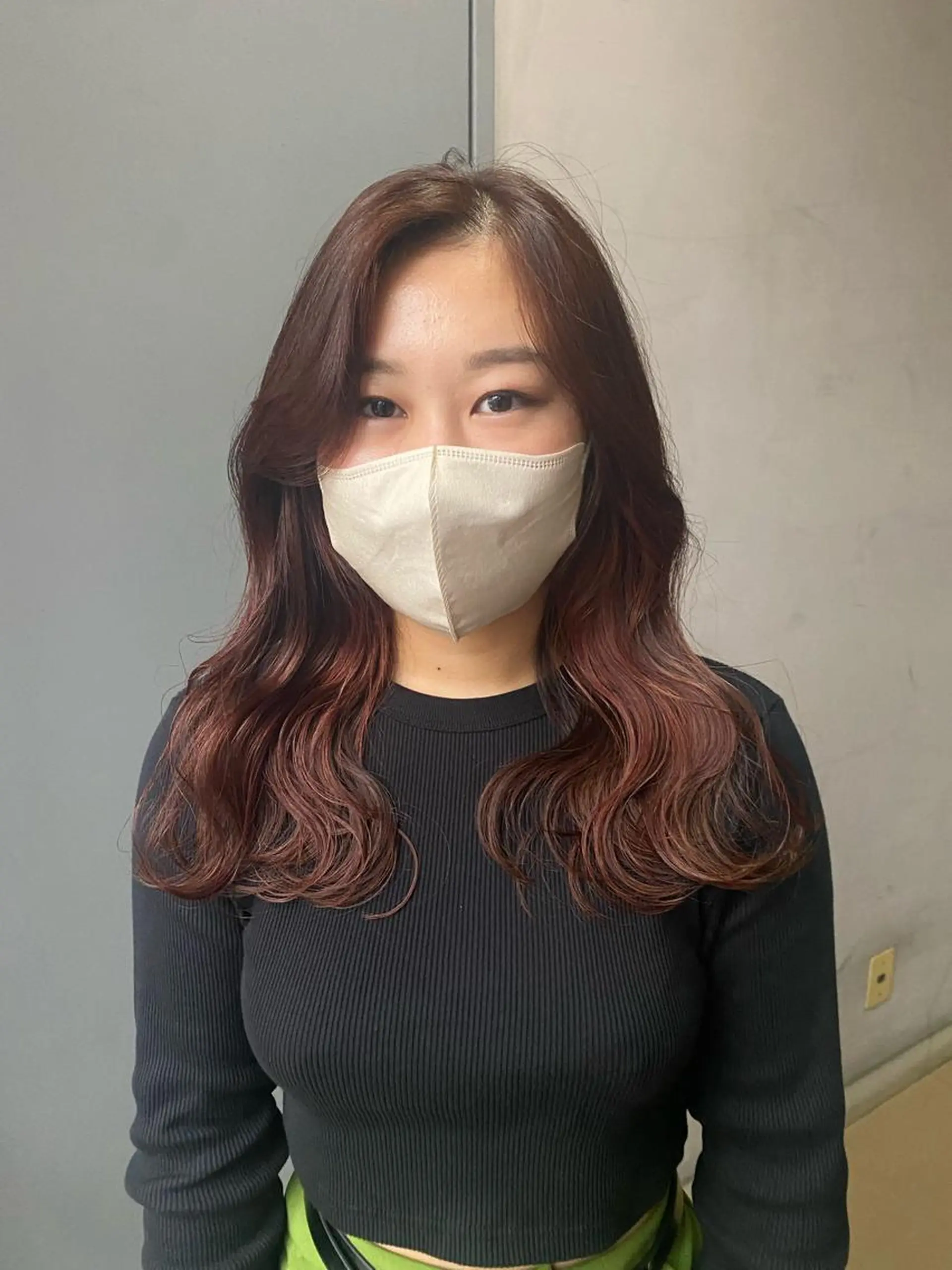 セミロング カラー 竹内 柚子のヘアスタイル