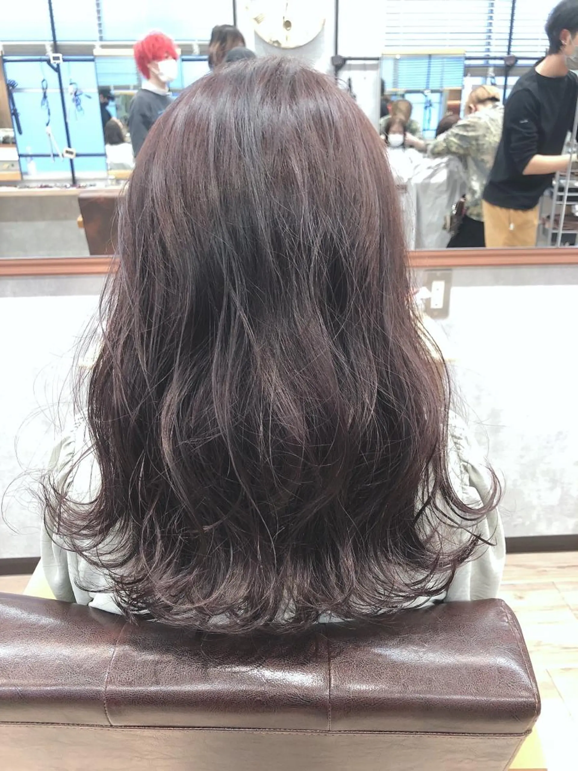 ミディアム カラー いとう ひろたかのヘアスタイル