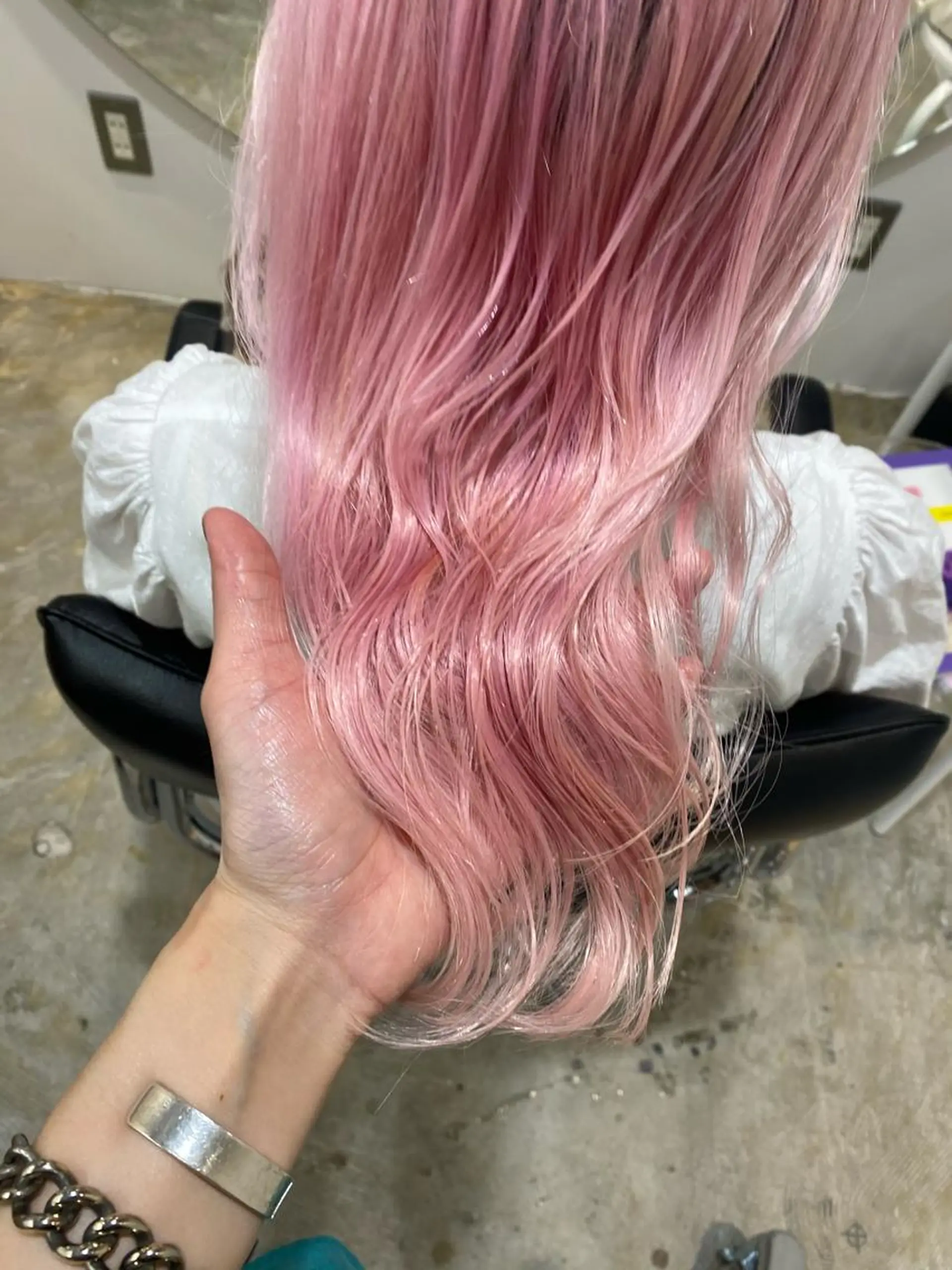カラー ピンクカラー サイレント美容師 アイリィのヘアスタイル
