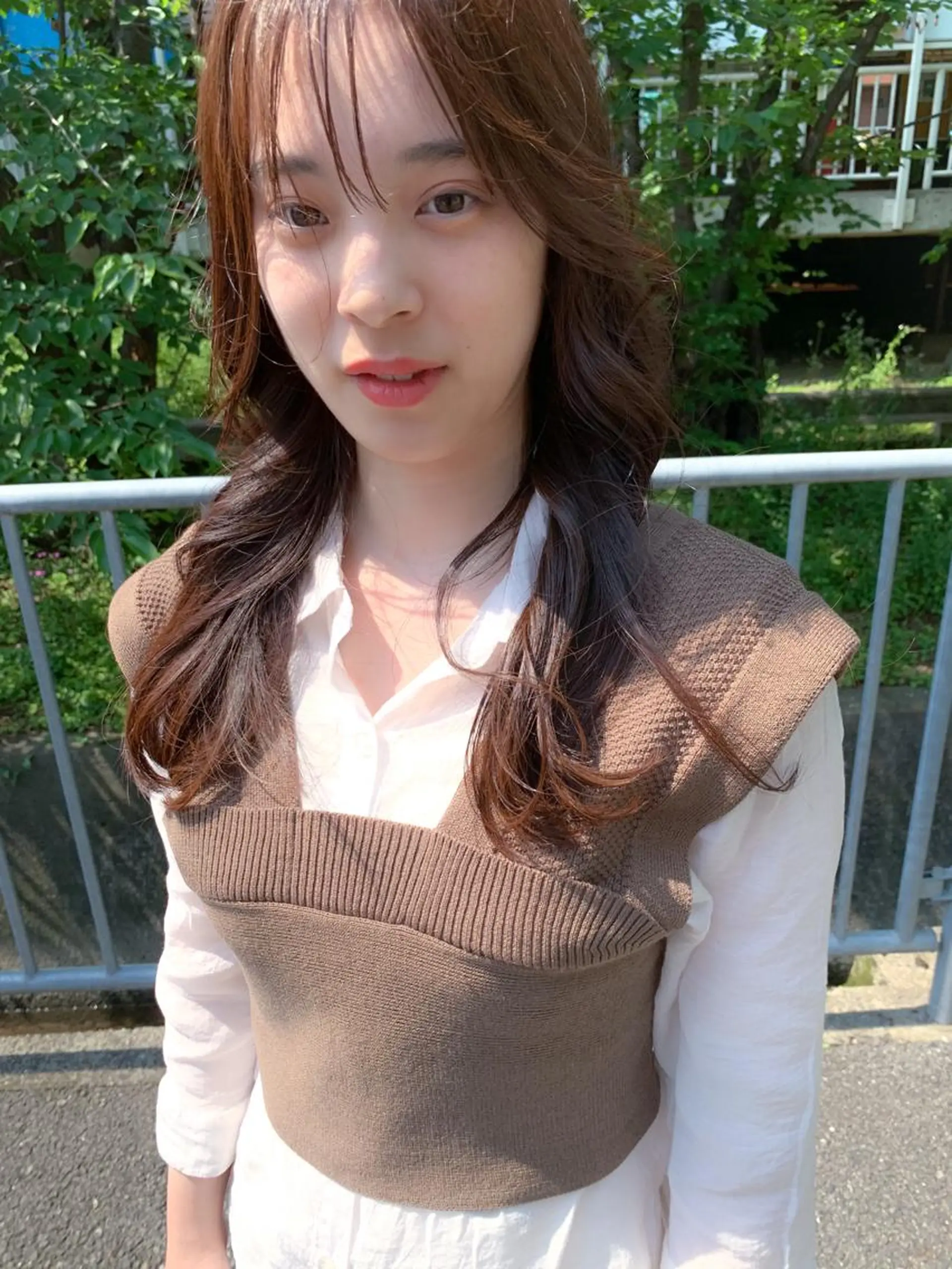 ロング カラー アッシュ ブリーチ ケアブリーチ 透明感カラー ダブルカラー モリシュンスケ /レイヤー/髪質改善のヘアスタイル