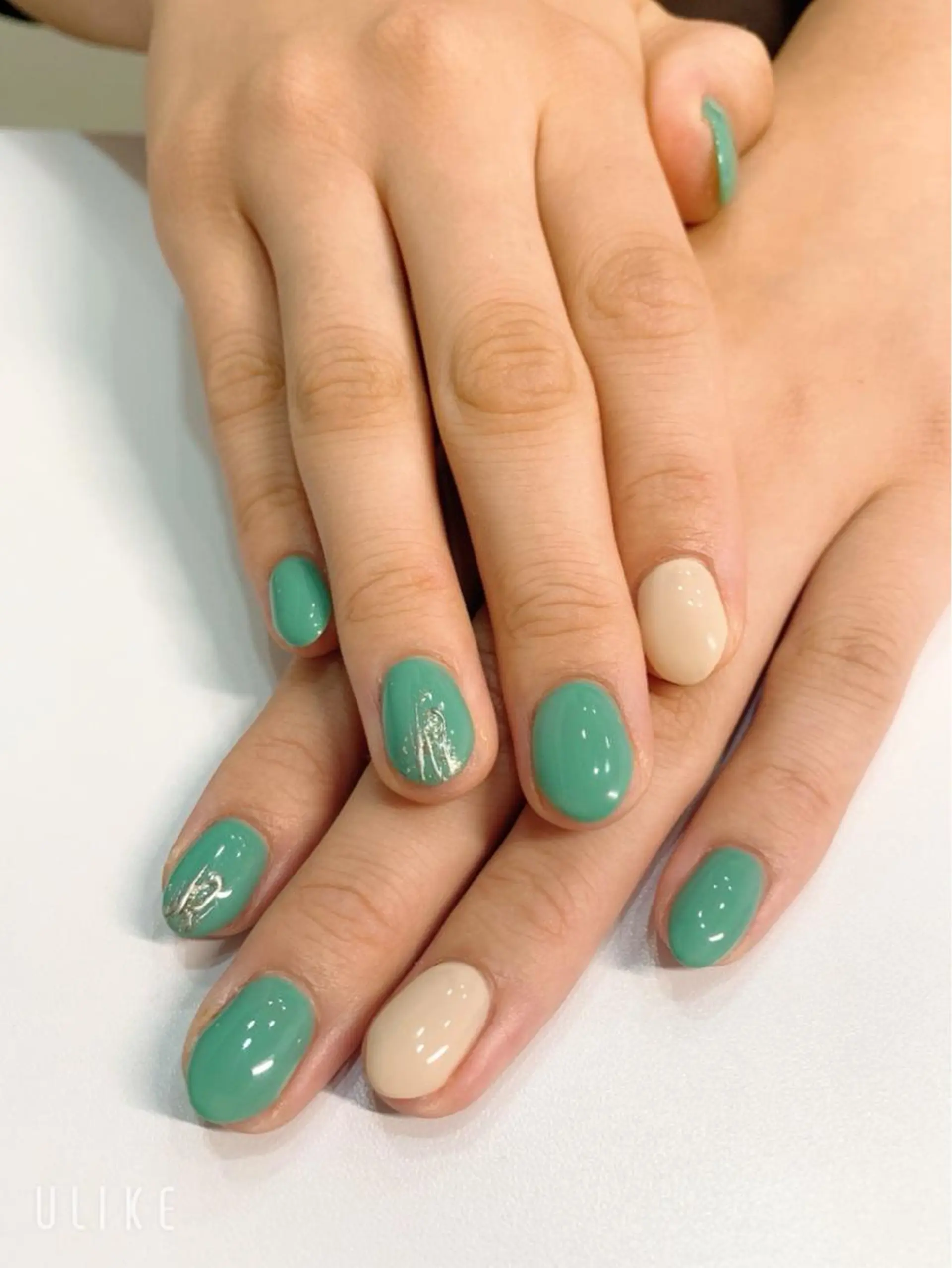 ネイル ハンドネイル 𝐑𝐞𝐯𝐢𝐨 ___堺市西区のマツエク・マツパデザイン