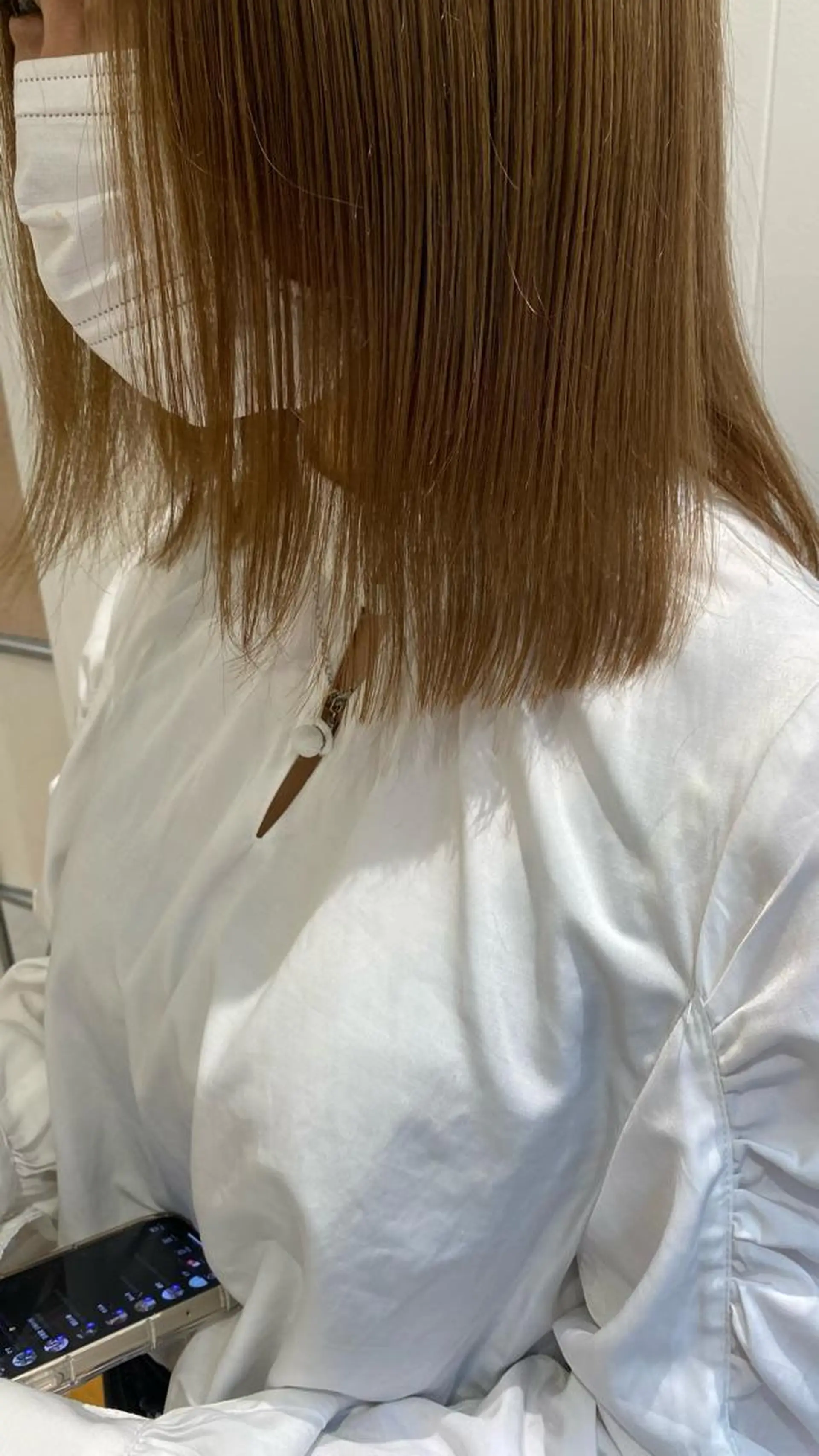 セミロング カラー hair shioのヘアスタイル