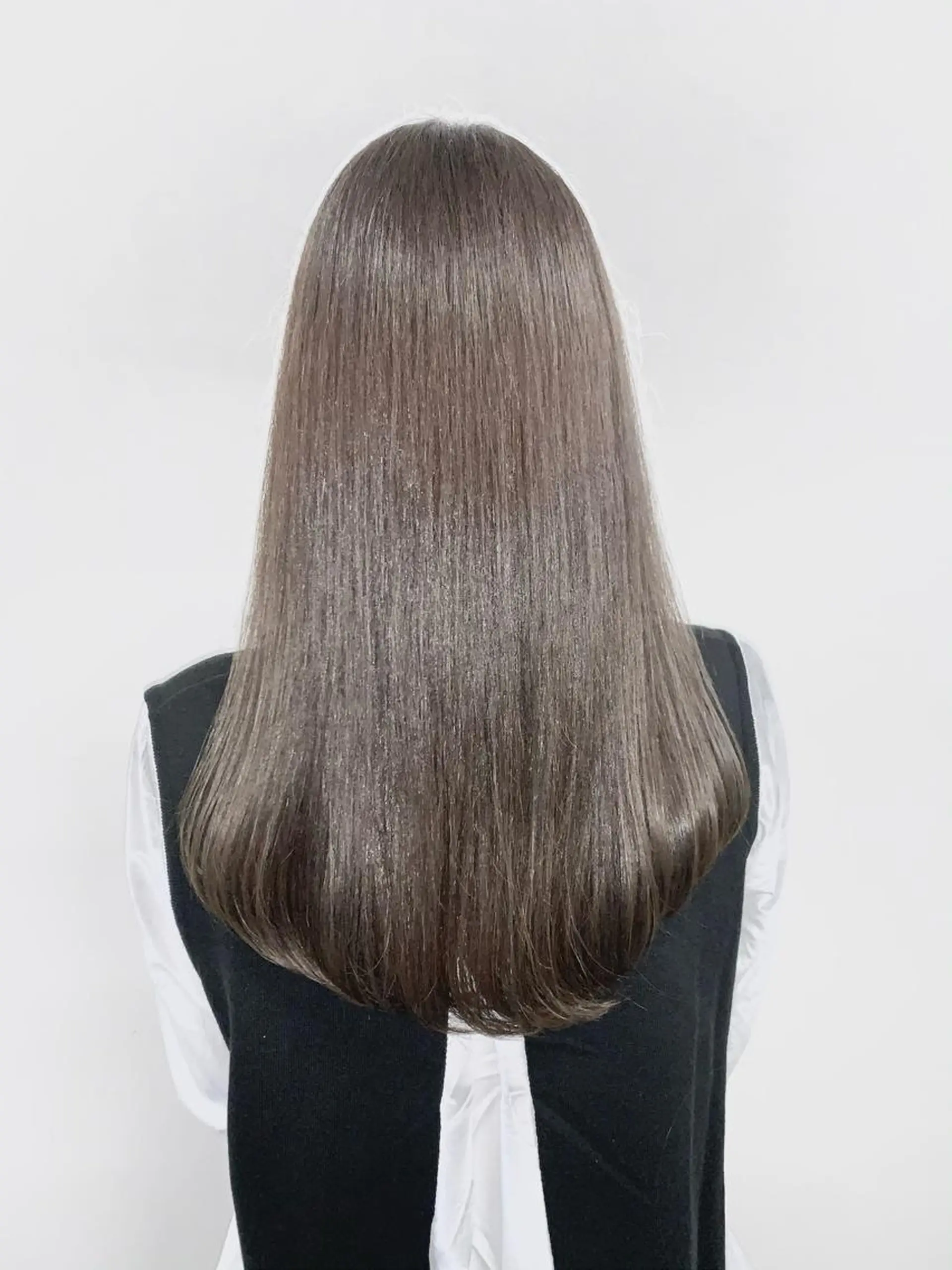 ロング カラー 肌に馴染む暗髪 梅田・増田のヘアスタイル