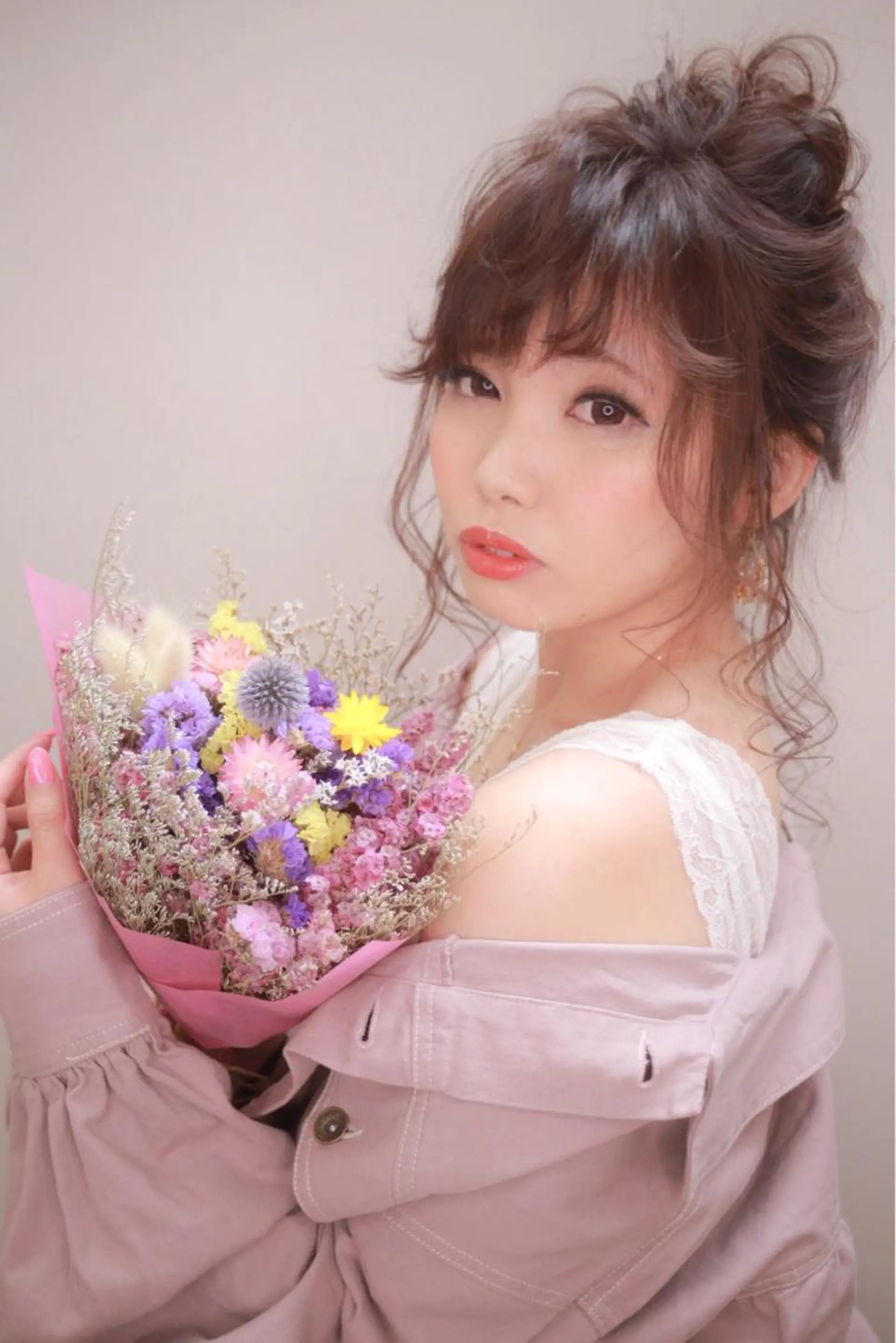 ロング カラー 伊藤 裕貴のヘアスタイル