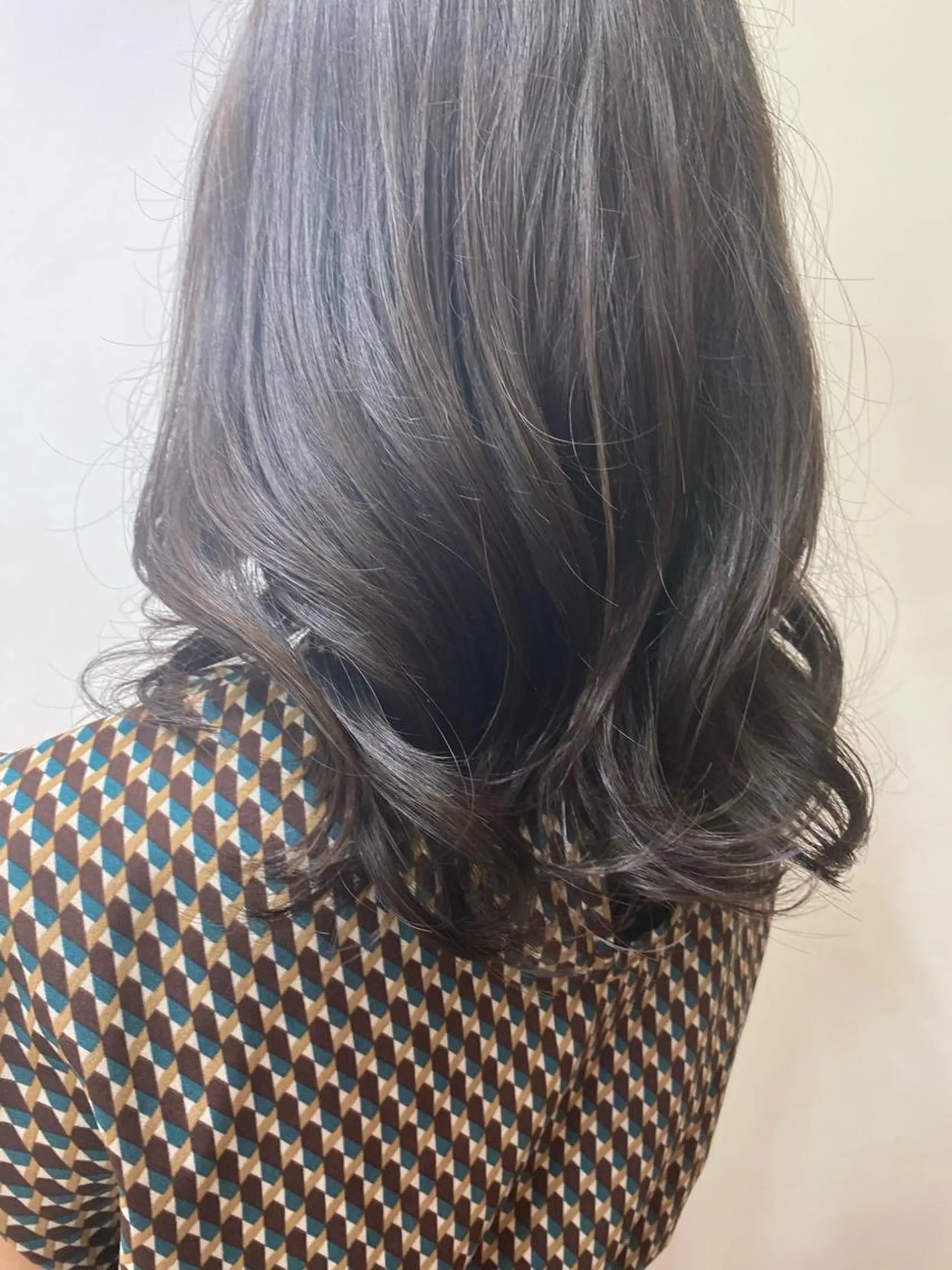 ミディアム パーマ TONI&GUY   EBISU所属・星野 菜月のヘアスタイル