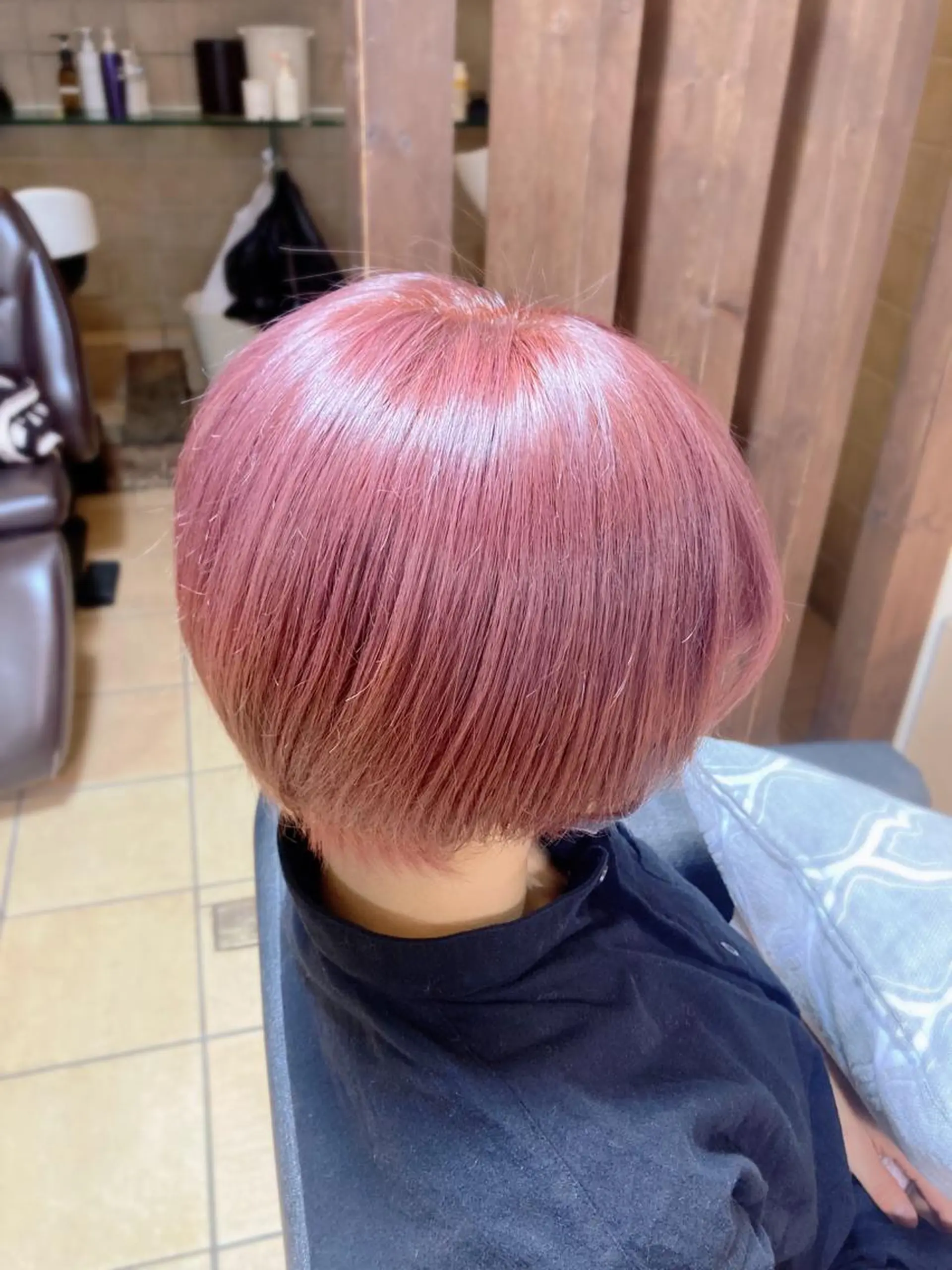 ショート カラー 奥谷 美代子のヘアスタイル