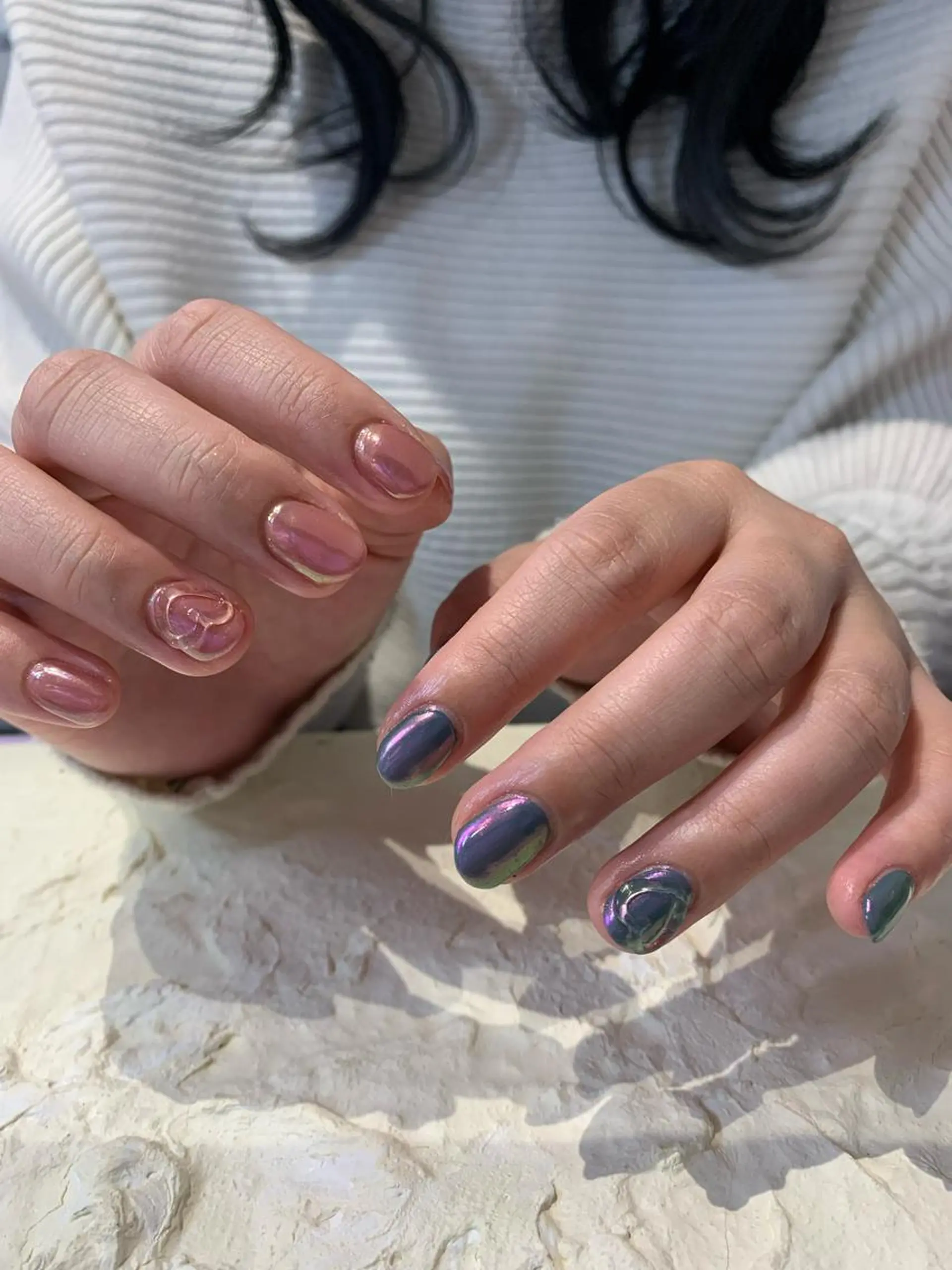 ネイル オーロラネイル ハート ぷっくりネイル マキノ ユイのネイルデザイン