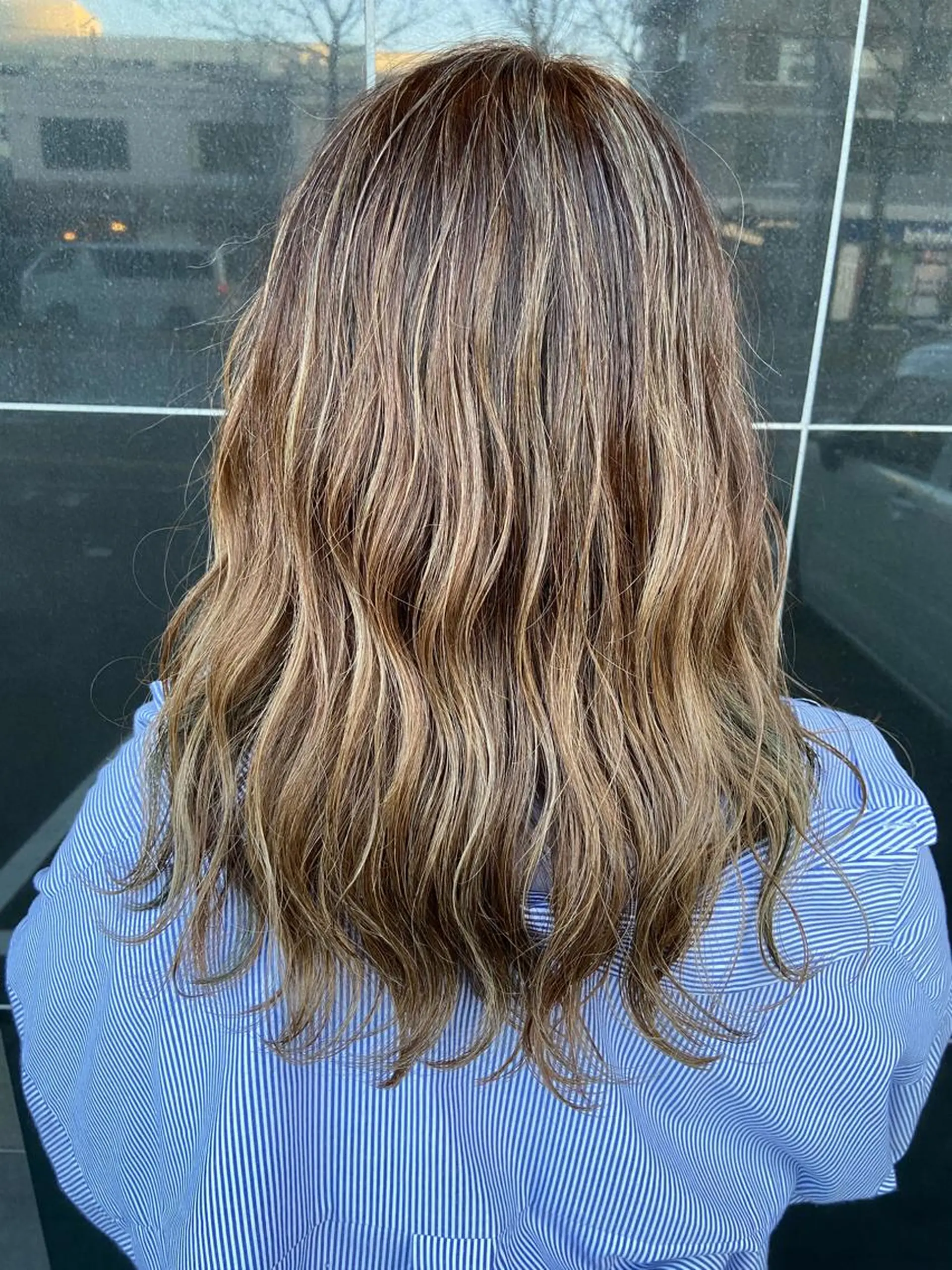 ロング カラー Dali 【ダリー】 菊水店のヘアスタイル