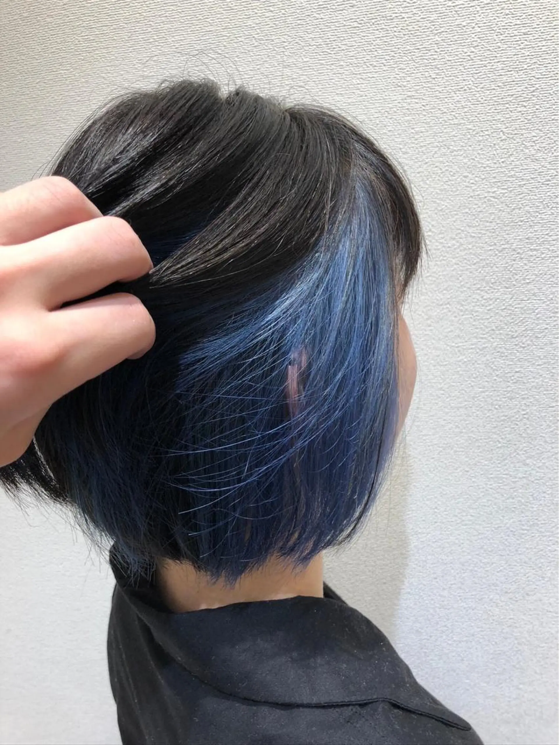 ショート カラー 小白井 由美のヘアスタイル