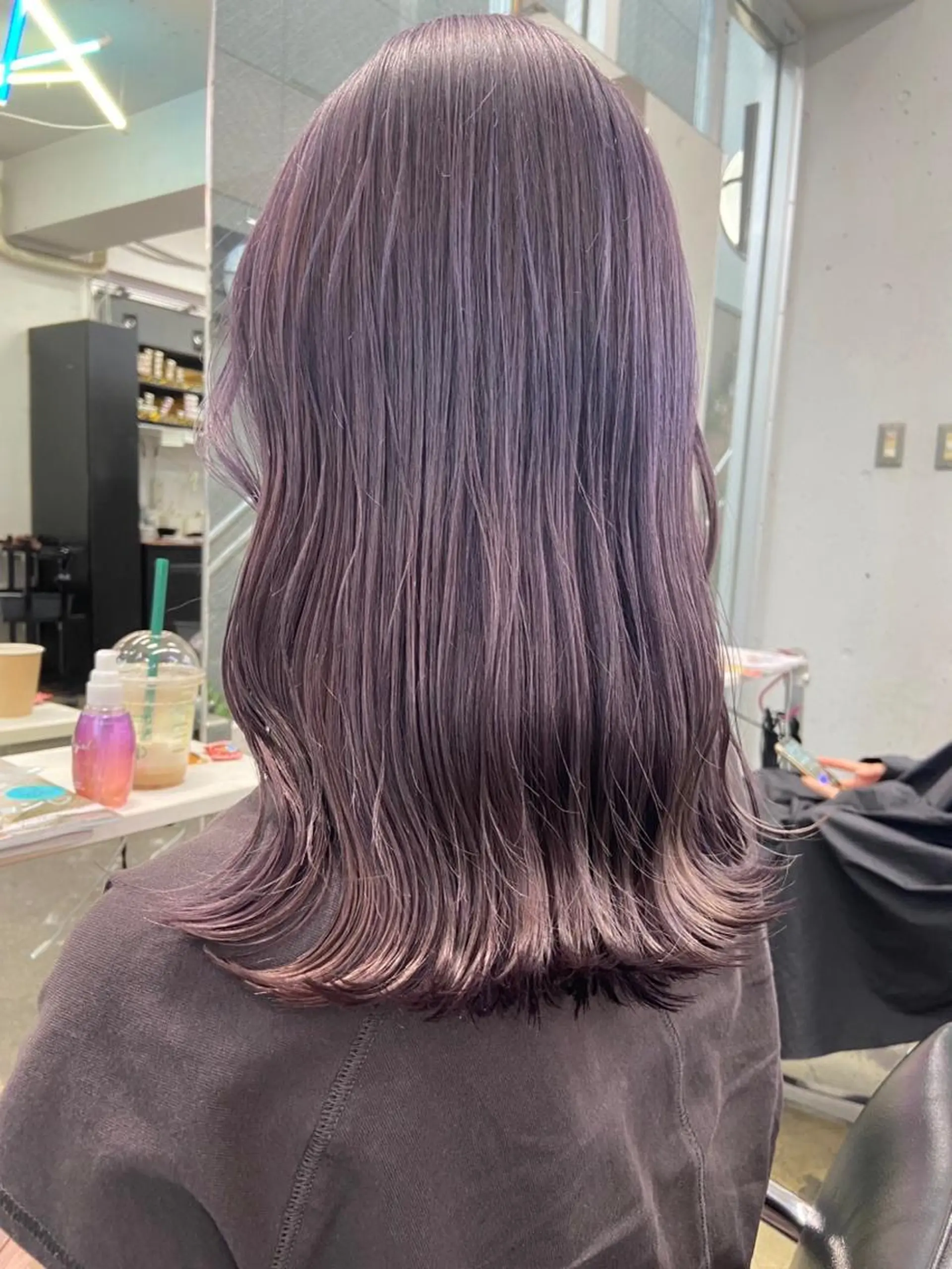 ミディアム カラー カット ヘアカラー トリートメント ヘアセット ハイトーンを育てる ブリーチカラー/牧原のヘアスタイル