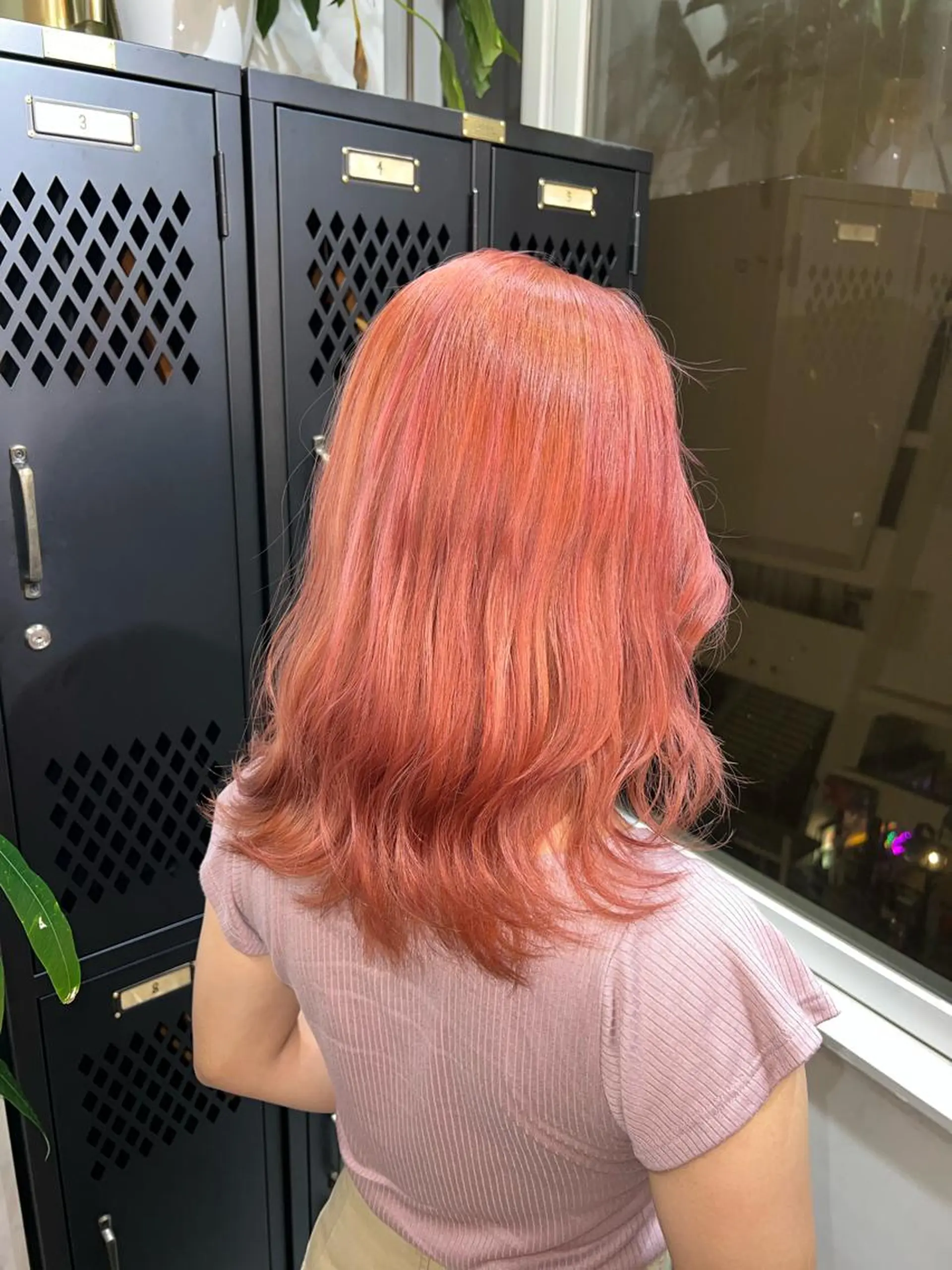 ミディアム カラー カット ヘアカラー トリートメント ヘッドスパ 最高級髪質改善🥇 小玉美菜のヘアスタイル