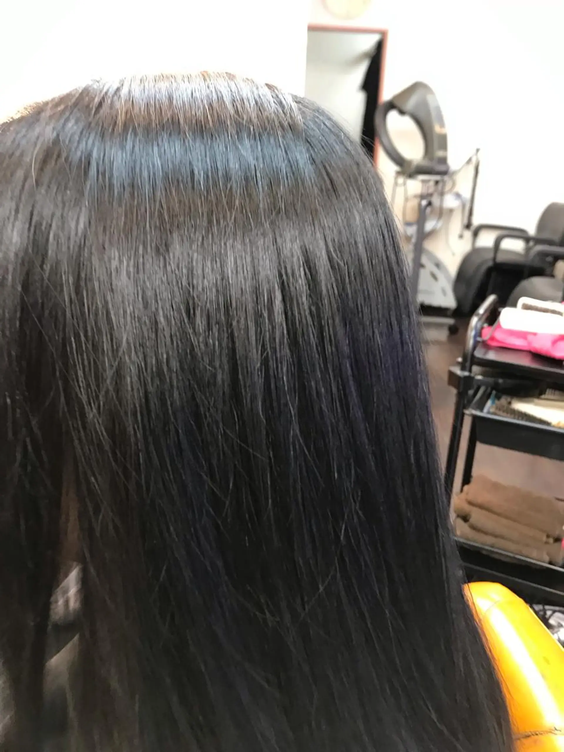 セミロング パーマ 桧山 真のヘアスタイル