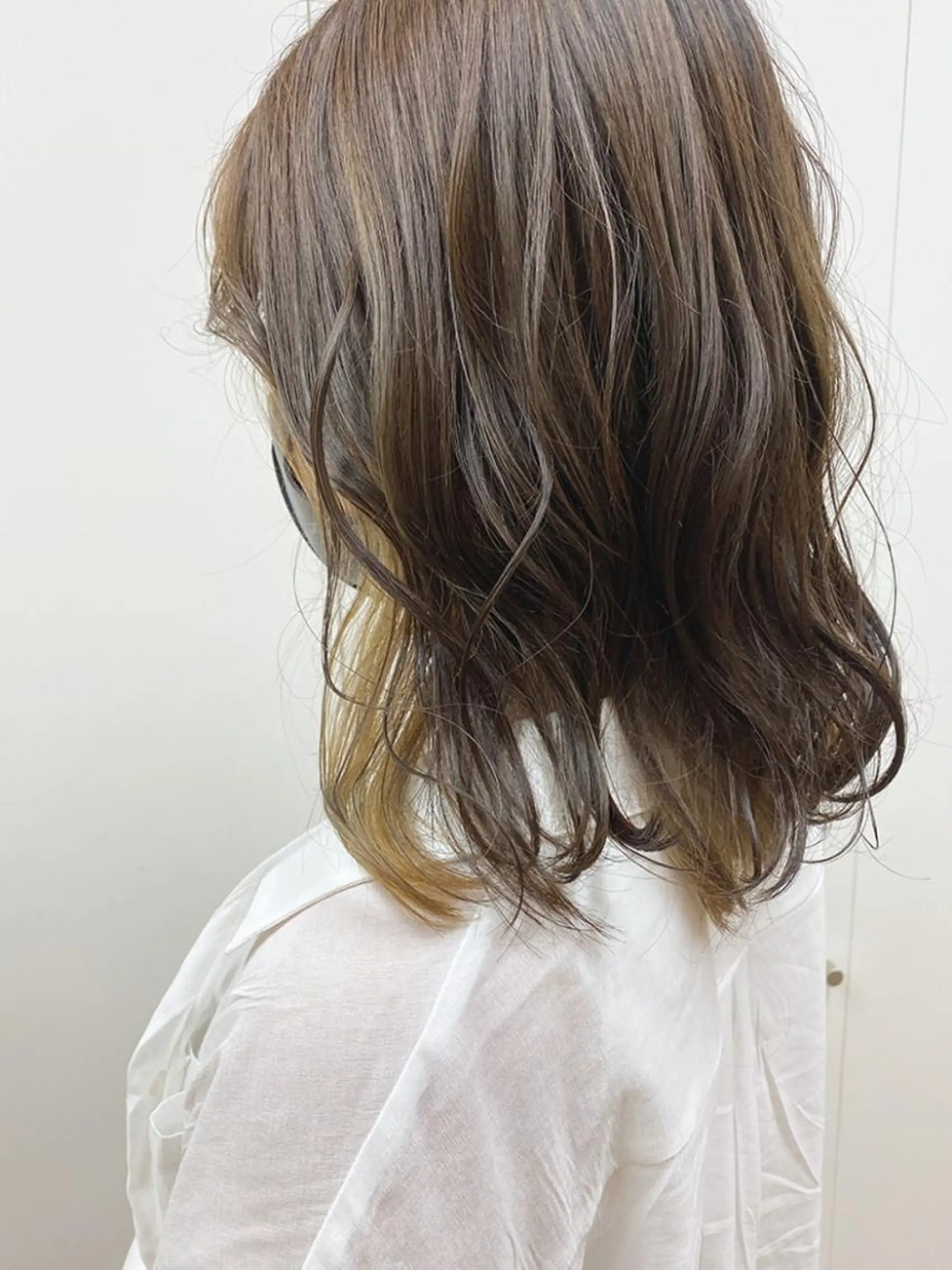 ミディアム Art HAIR  アートヘアのヘアスタイル