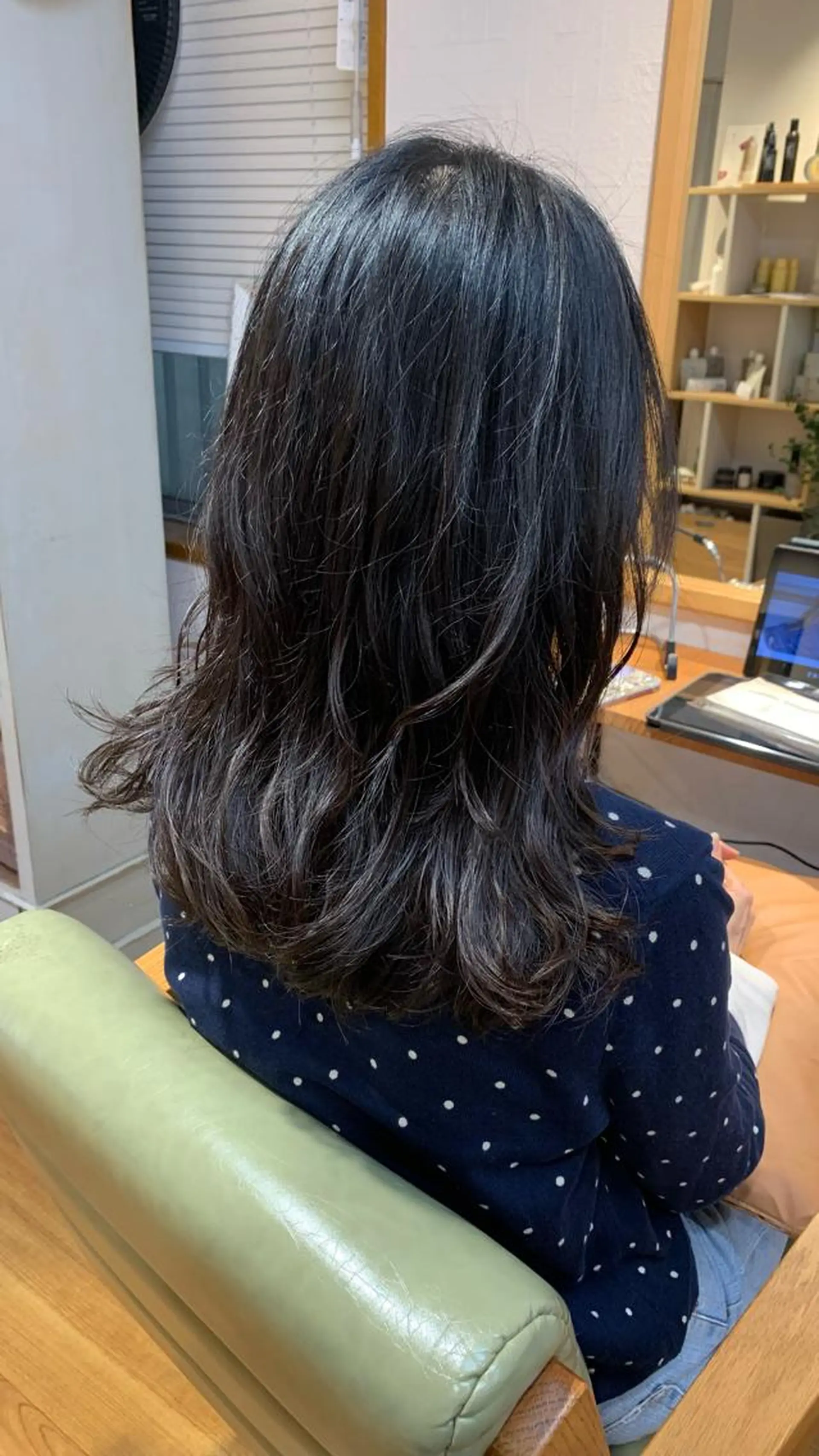 セミロング カット パーマ トリートメント ショート🌼パーマ 本間正子のヘアスタイル