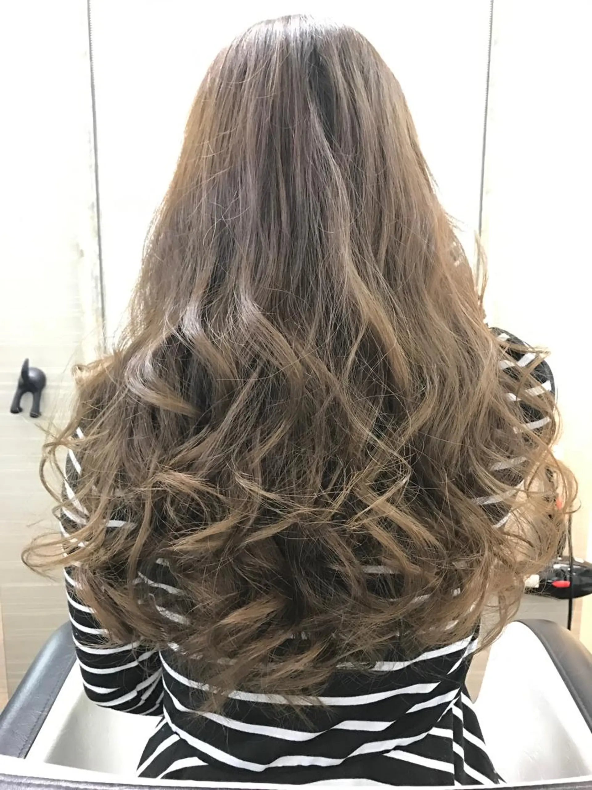 セミロング カラー ベージュカラー イルミナカラー 髪質改善ストレートo rメンズスタイル今岡のヘアスタイル