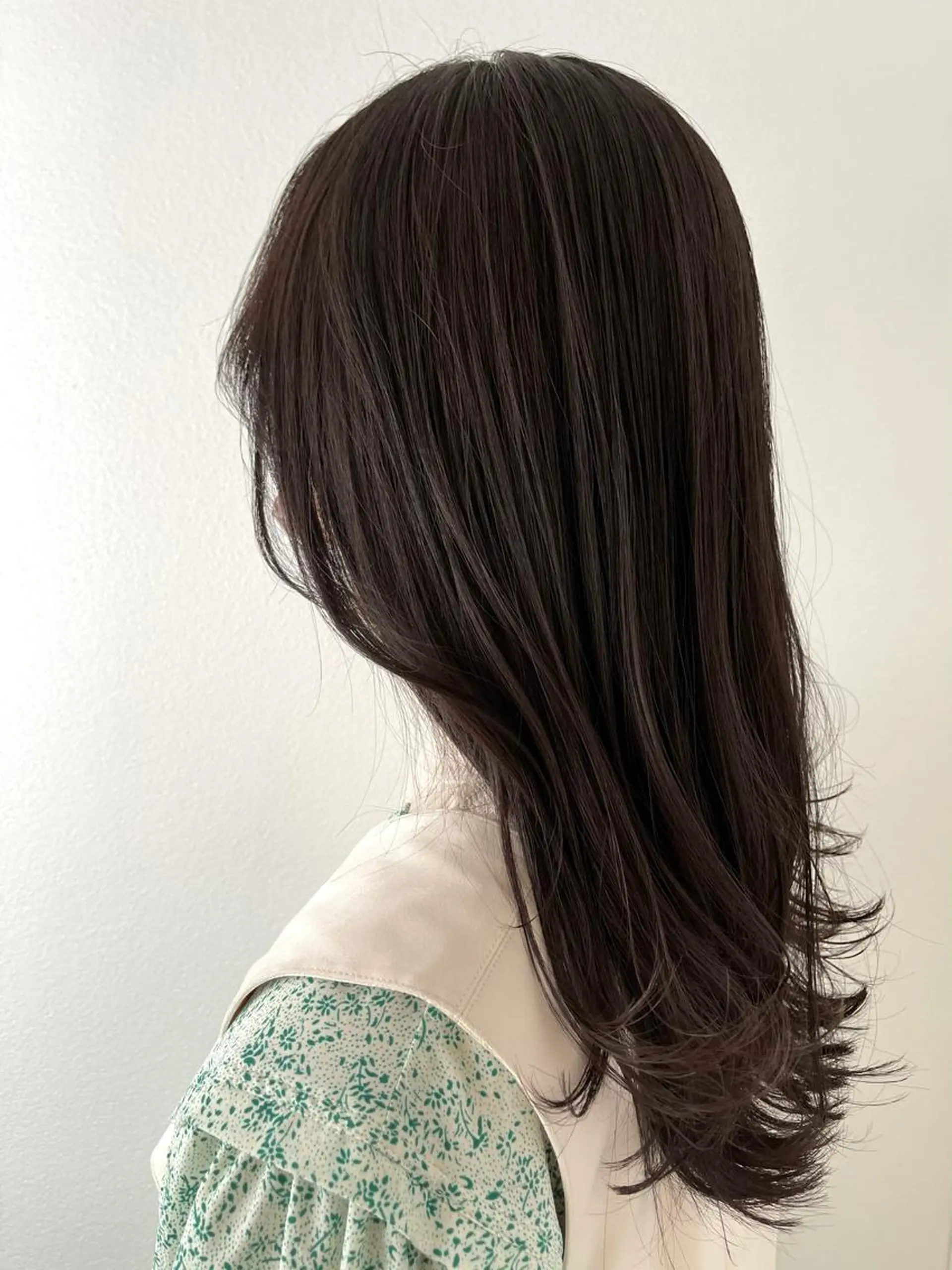 ロング カラー カット ヘアカラー トレンド/顔まわり/ レイヤー/髪質改善のヘアスタイル