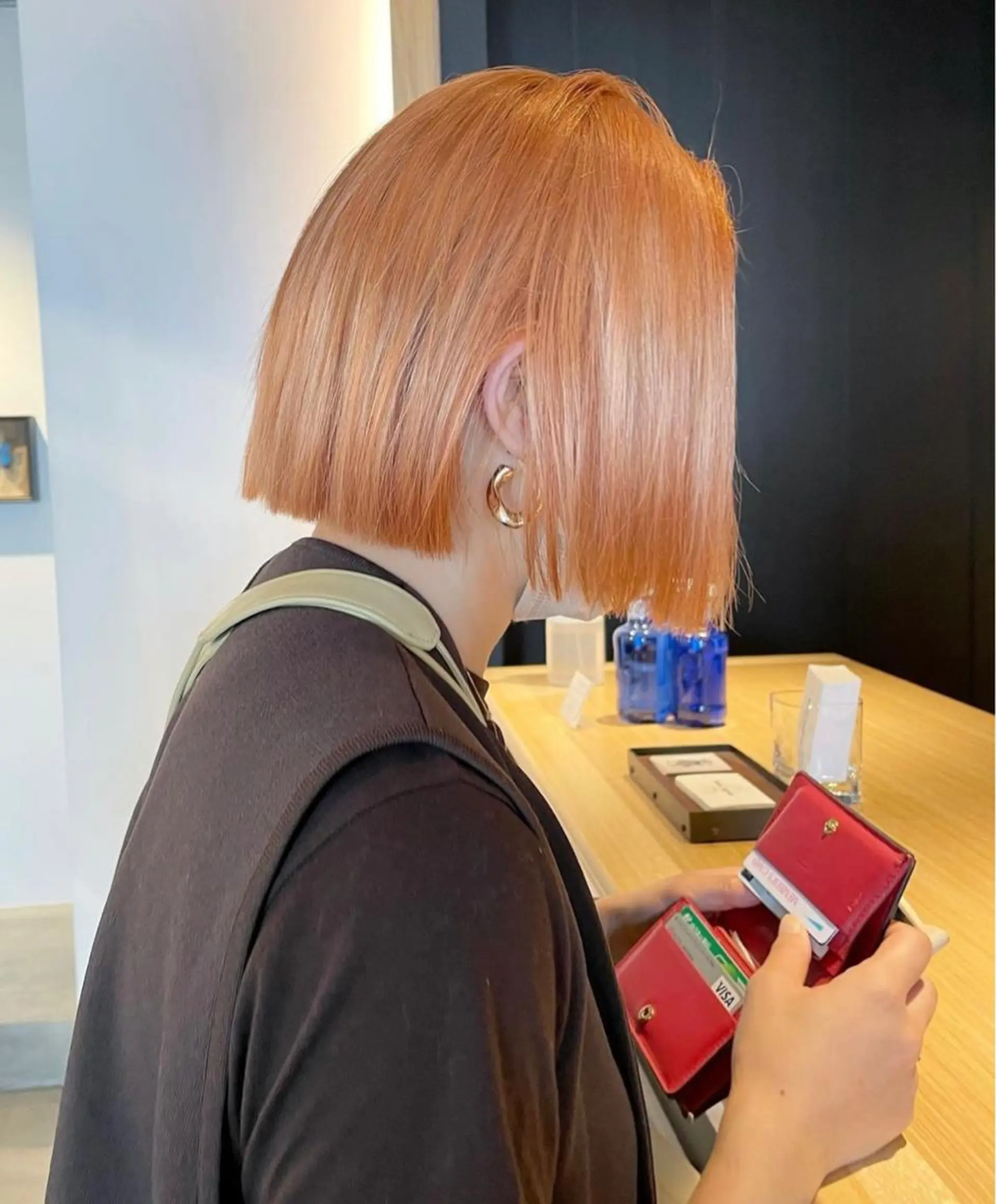 ミディアム カラー GO TODAY シェアサロン Flos店所属・🫧ハイトーン✨格安 より質💐マンツーマのヘアスタイル