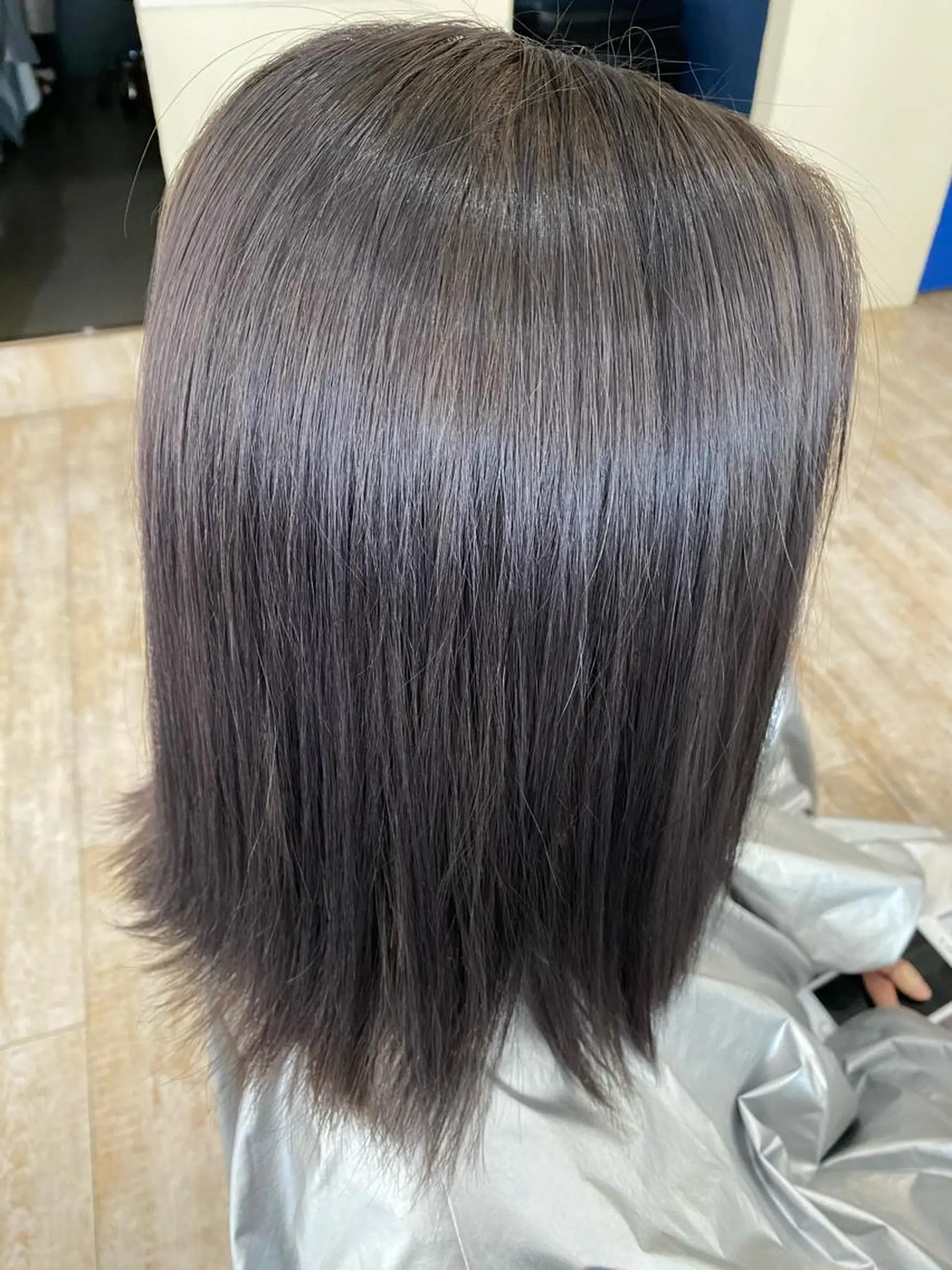 ミディアム カラー ベージュカラー シルバー シルバーベージュ ヘアカラー トリートメント Agu hair clarus布施駅前所属・Agu  清尾 浩昭のヘアスタイル