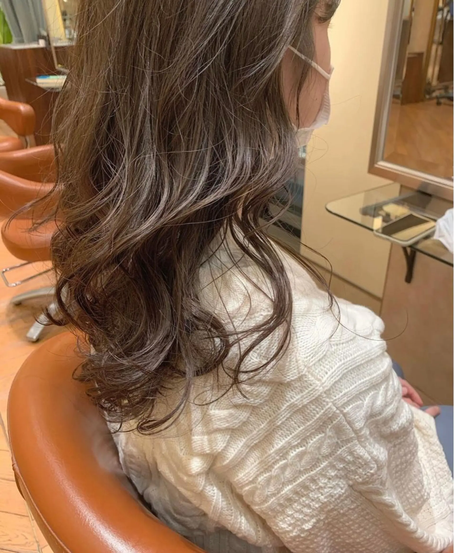 カラー ショートカット / 銀座/ 青山莉奈のヘアスタイル