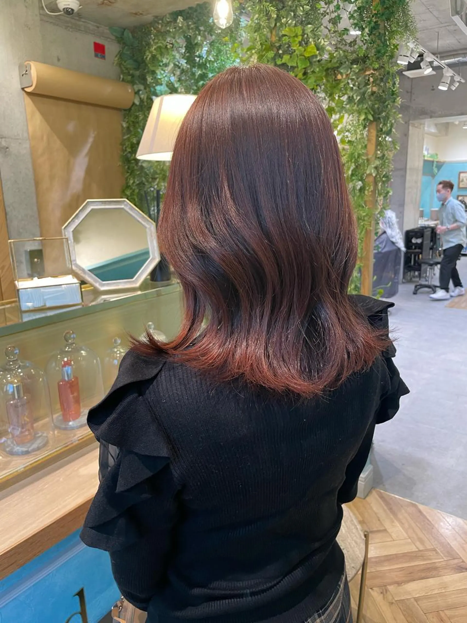 ミディアム カット ヘアカラー トリートメント 縮毛矯正　髪質改善 韓国風レイヤー　吉田のヘアスタイル