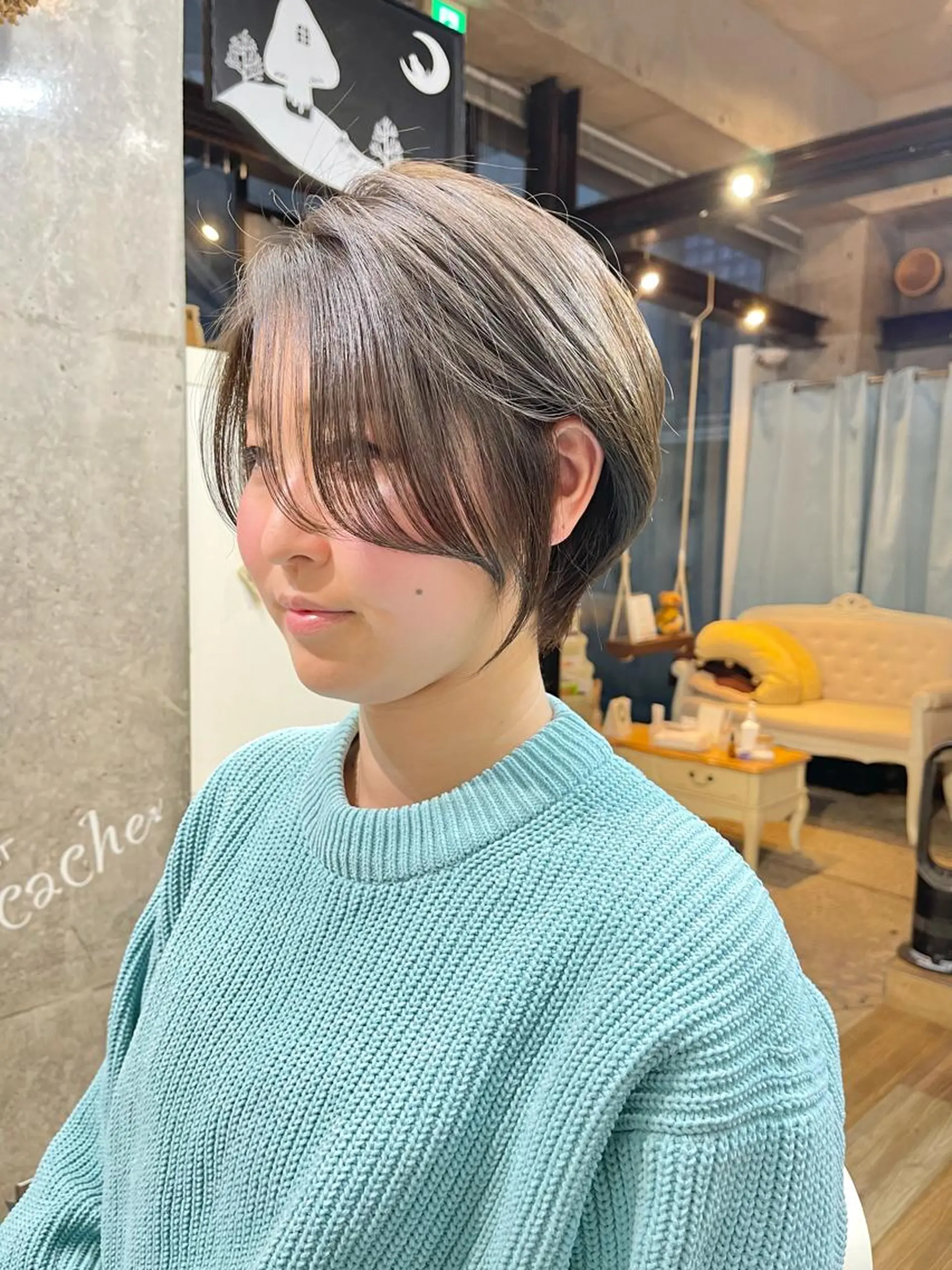 ショート カラー 及川 光のヘアスタイル