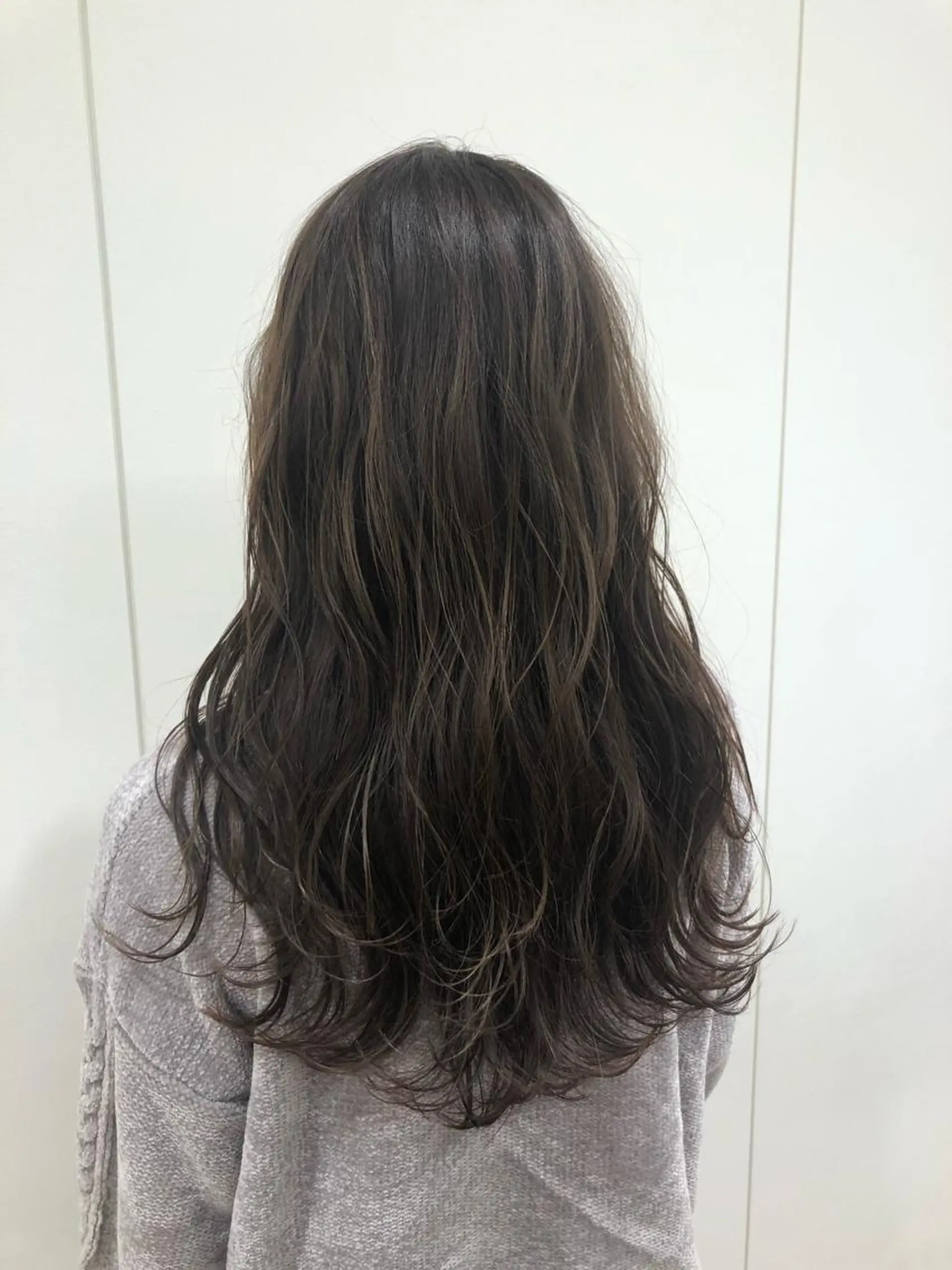 ロング カラー KANAMI日暮里 韓国ヘア・メイクのヘアスタイル