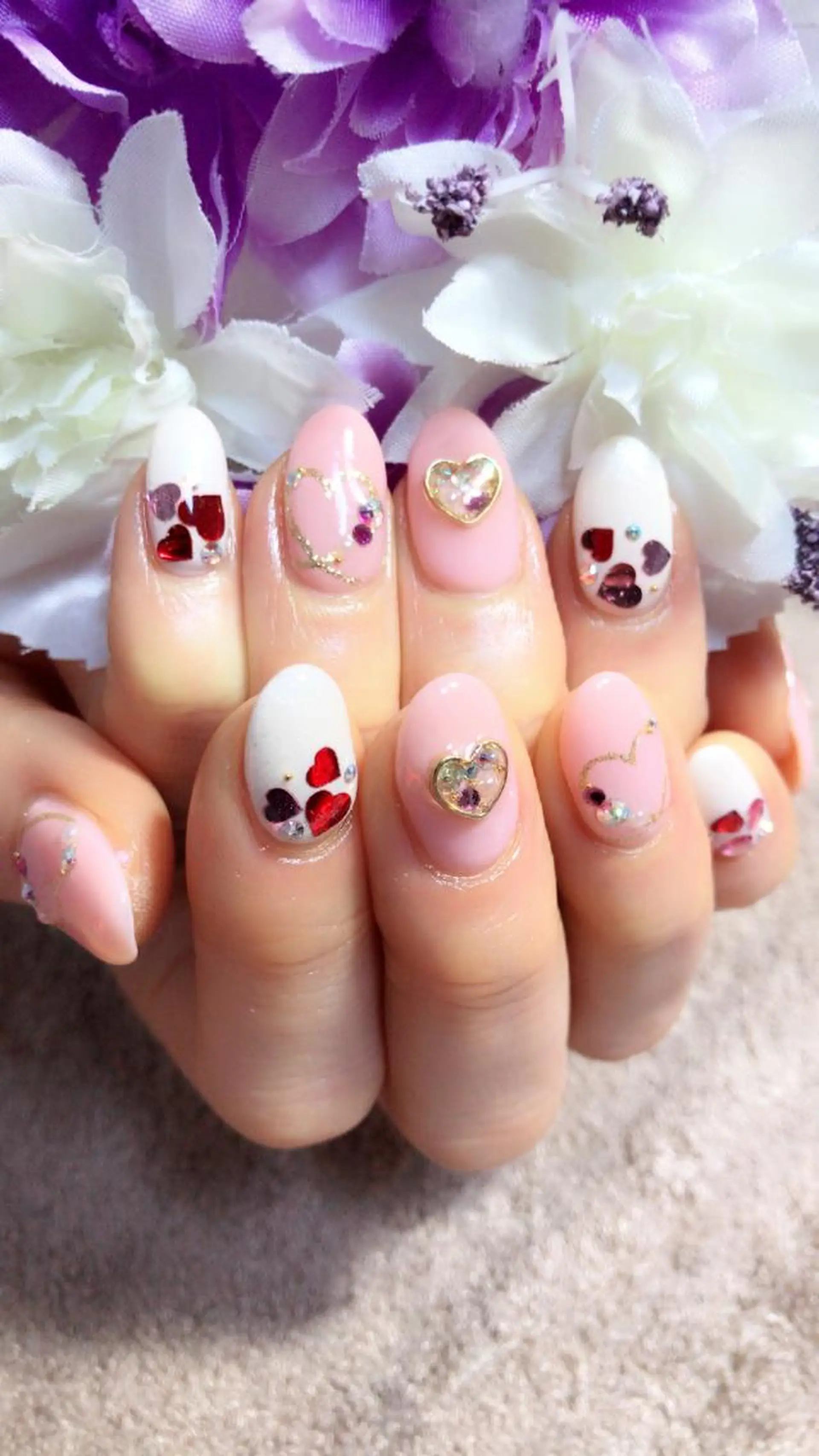 ネイル ストーンネイル ネイル/耳つぼ /新ホワイトニングのネイルデザイン