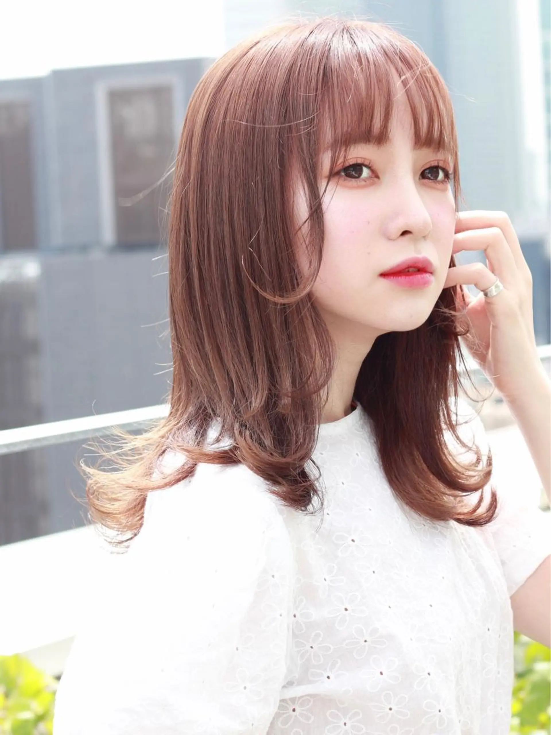 ミディアム カラー ヘアアレンジ トレンド眉🫧🪄 kumiの眉毛・アイブロウイメージ