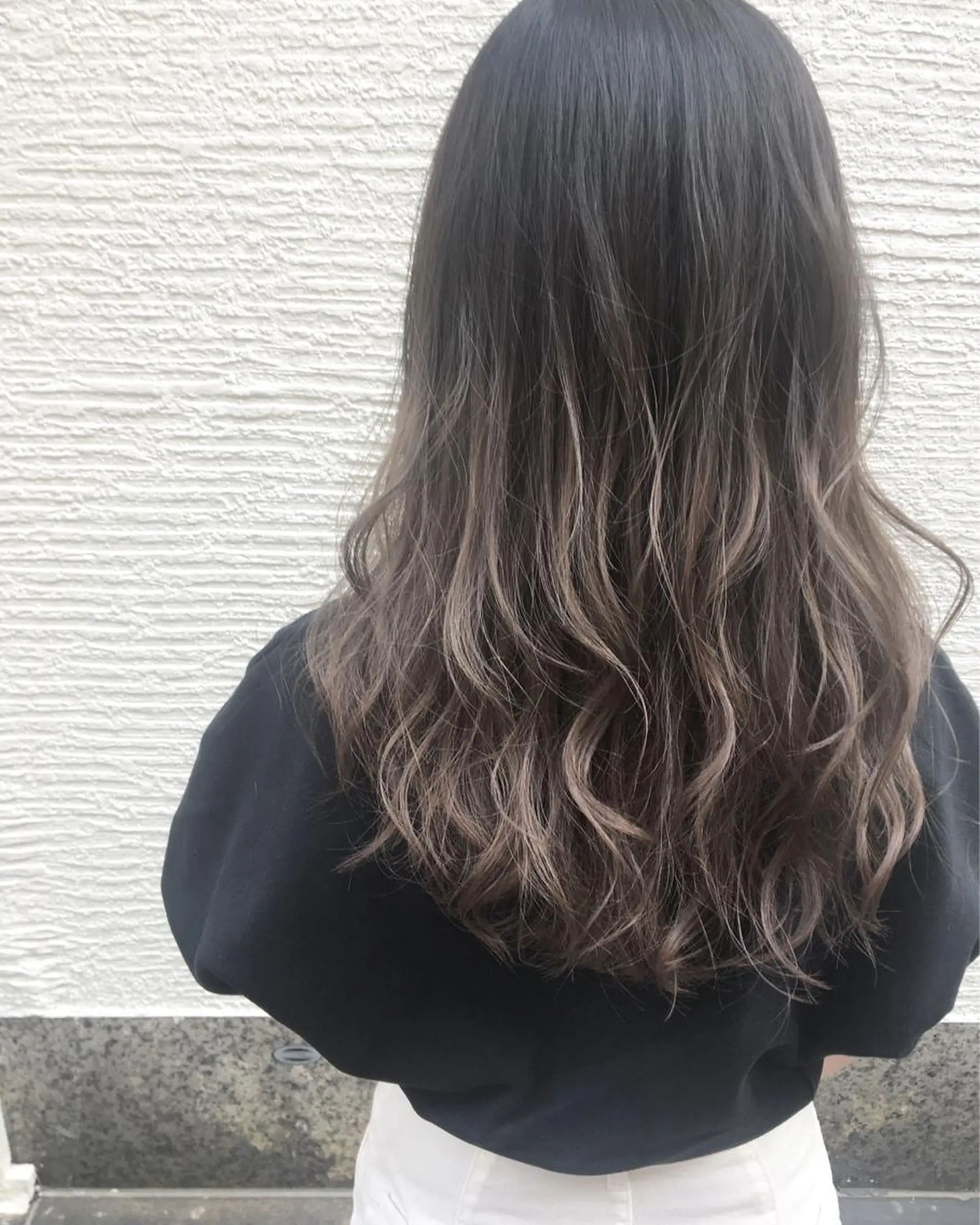 セミロング カラー OFF YUYAのヘアスタイル